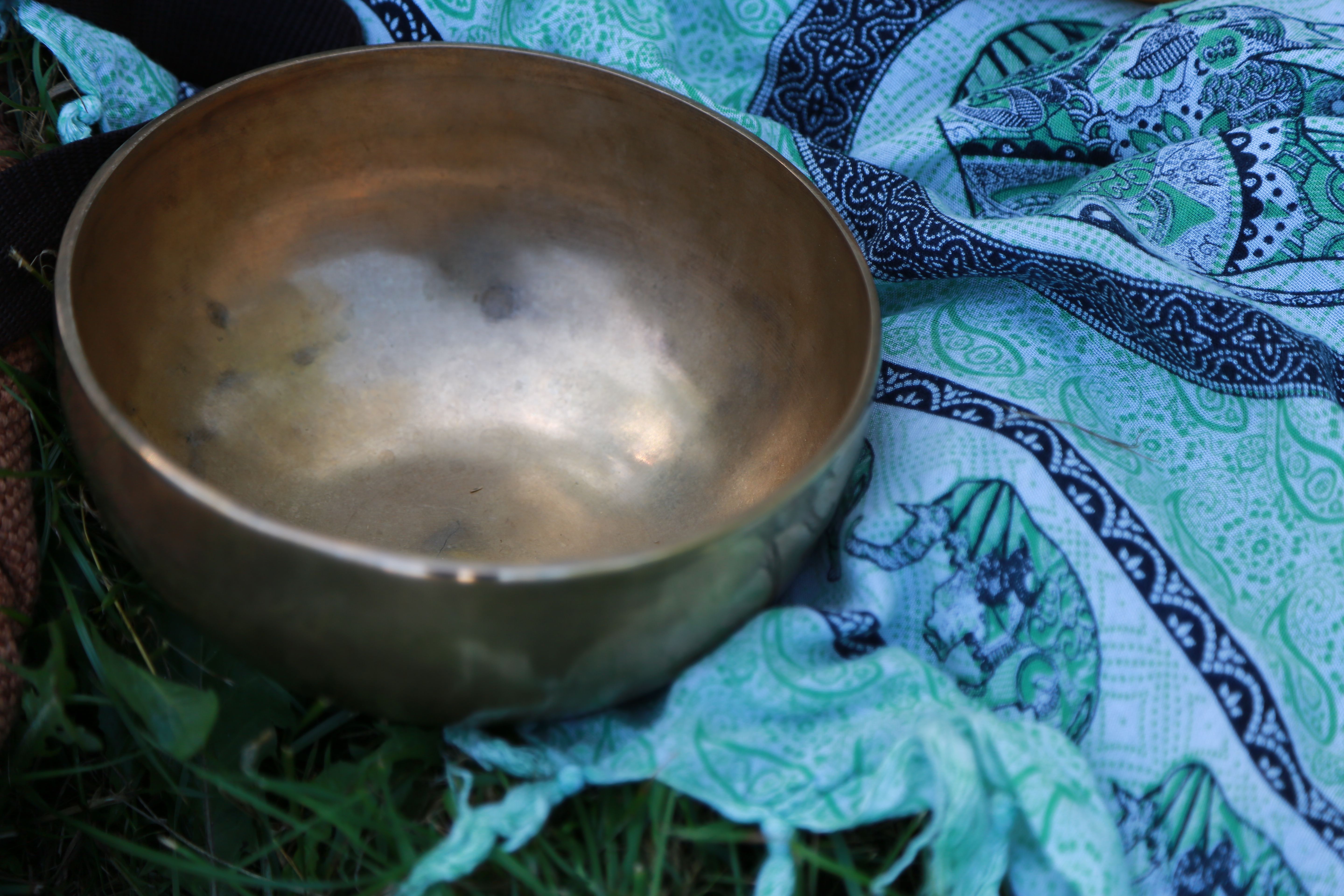 tibetan singing bowls