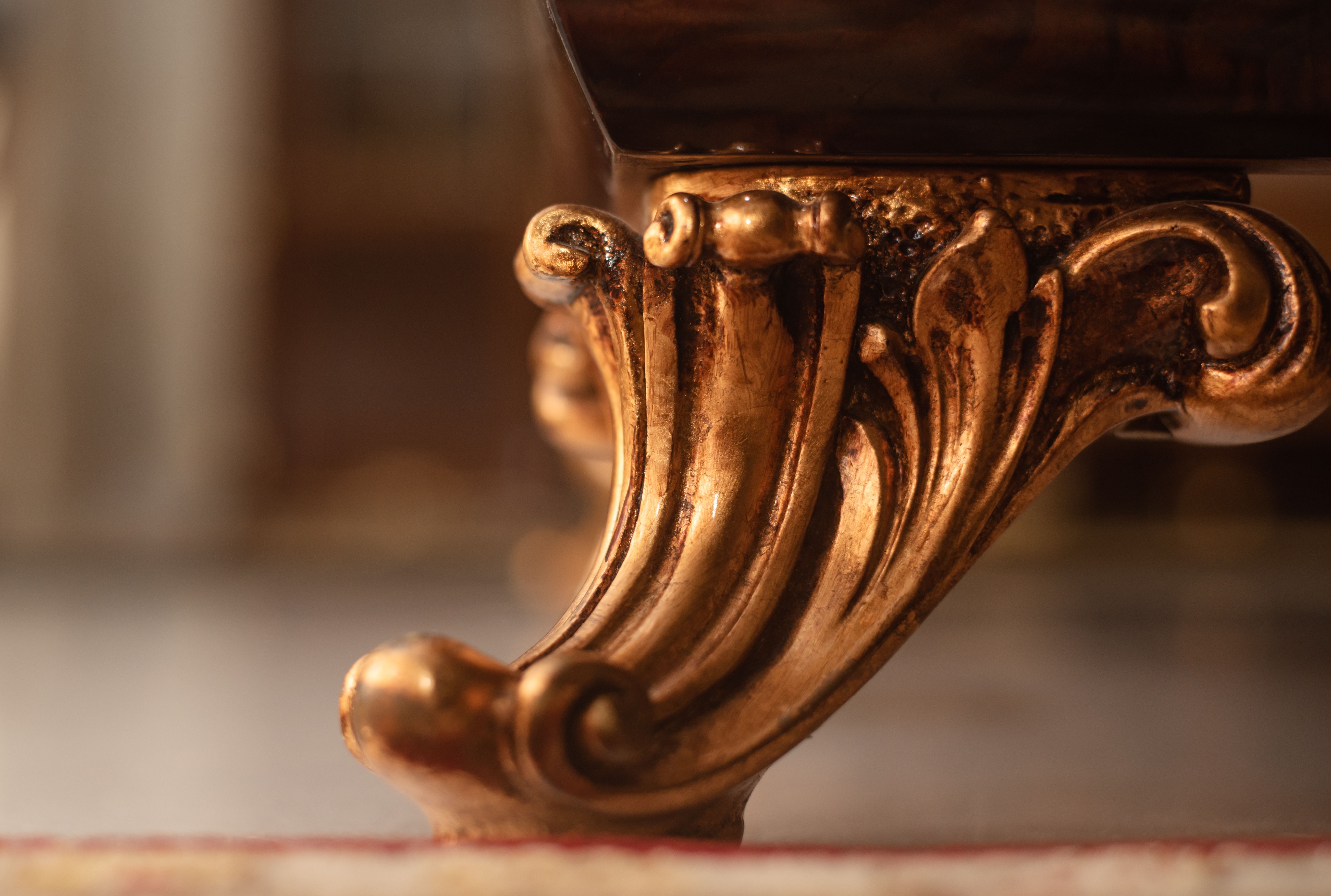 luxury furniture fittings
