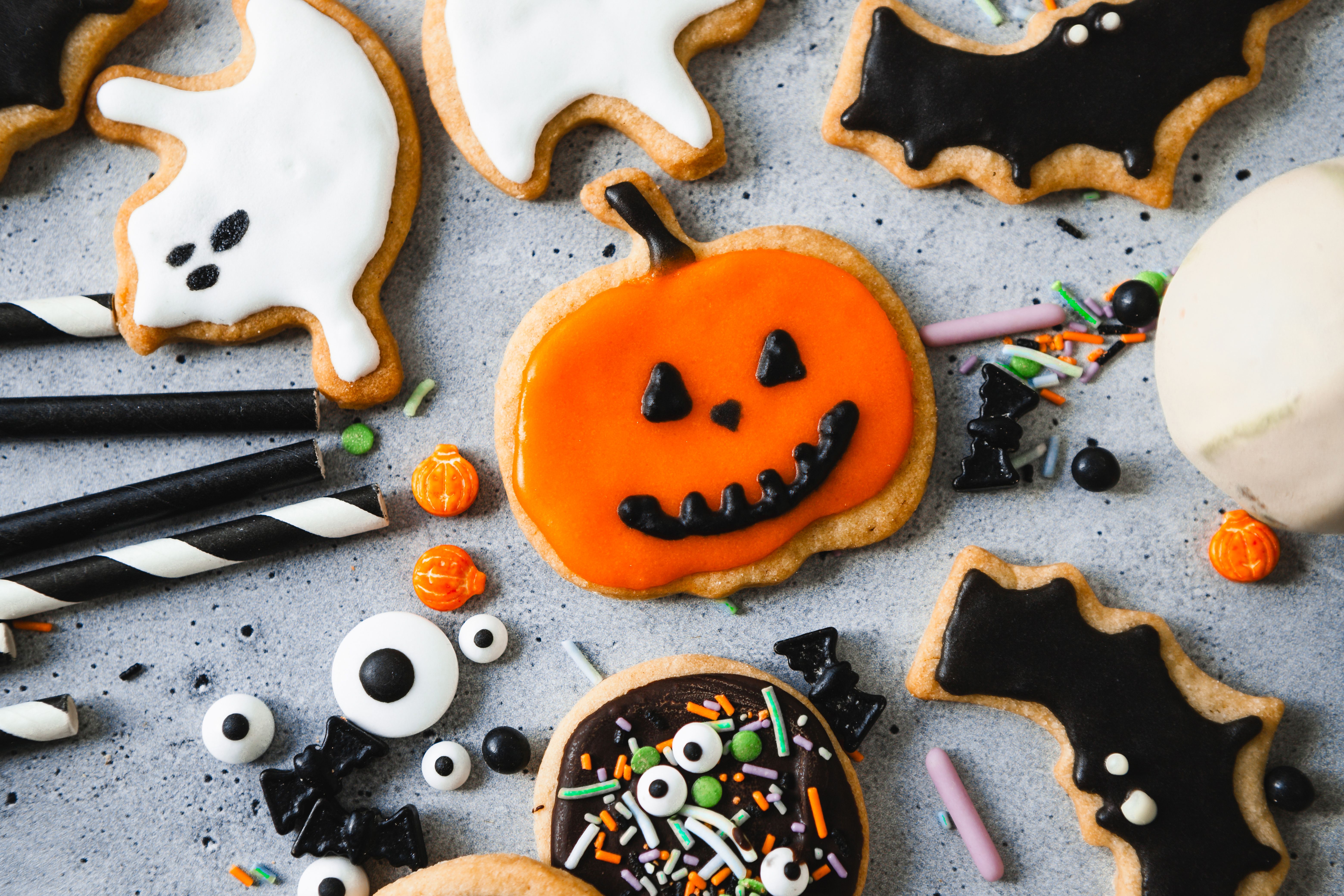themed cookies