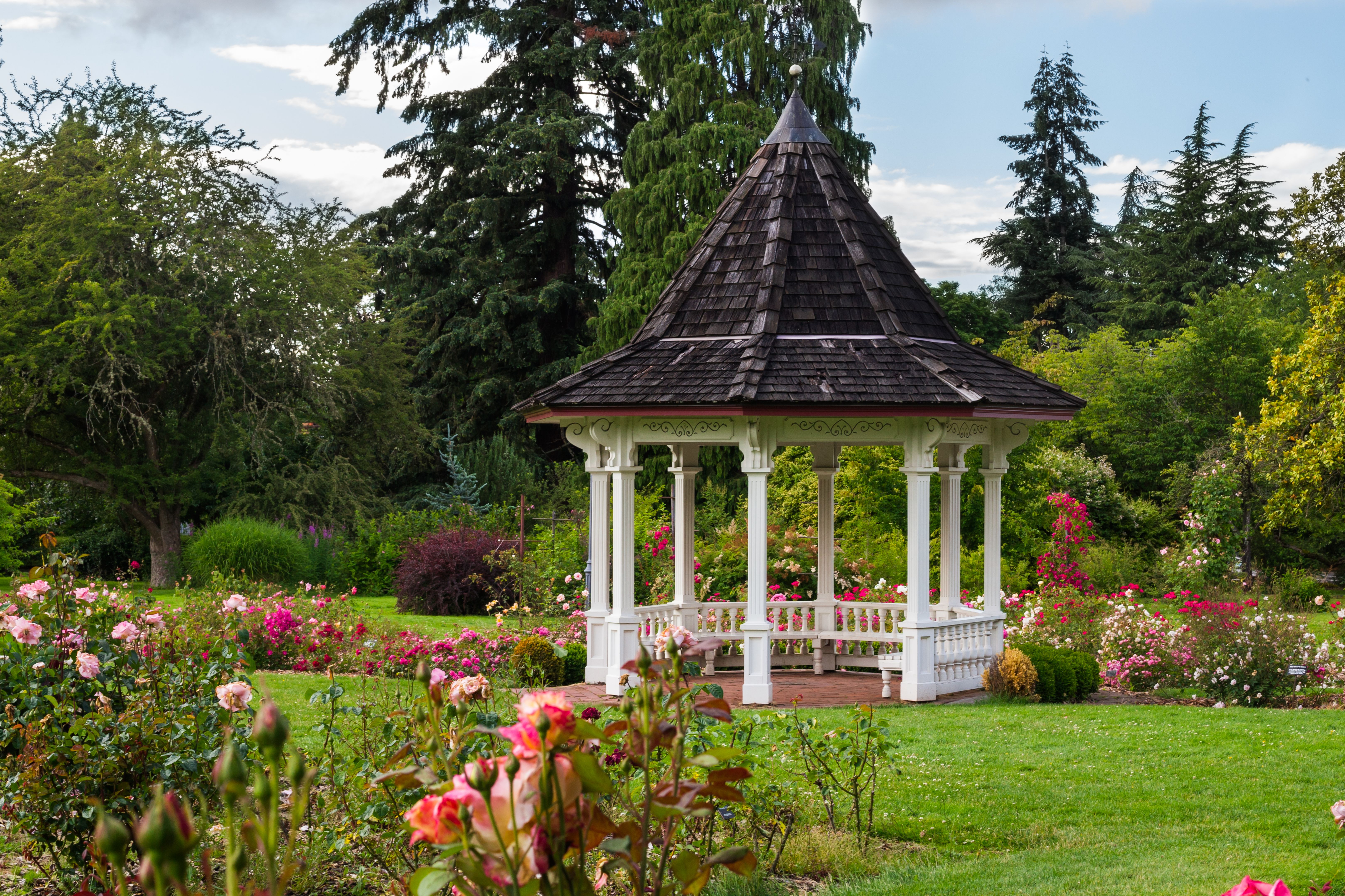 salem garden