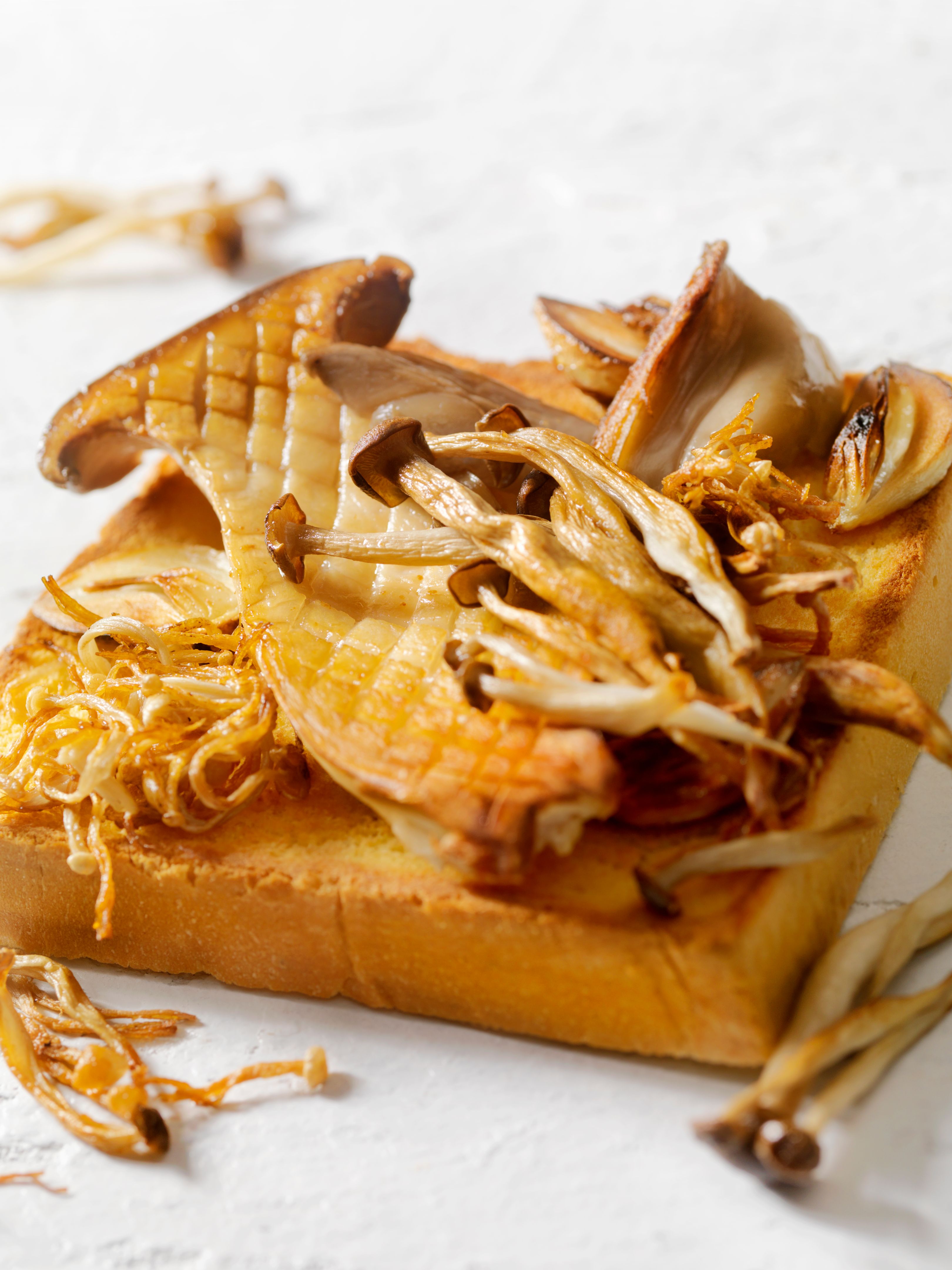 chanterelle toast
