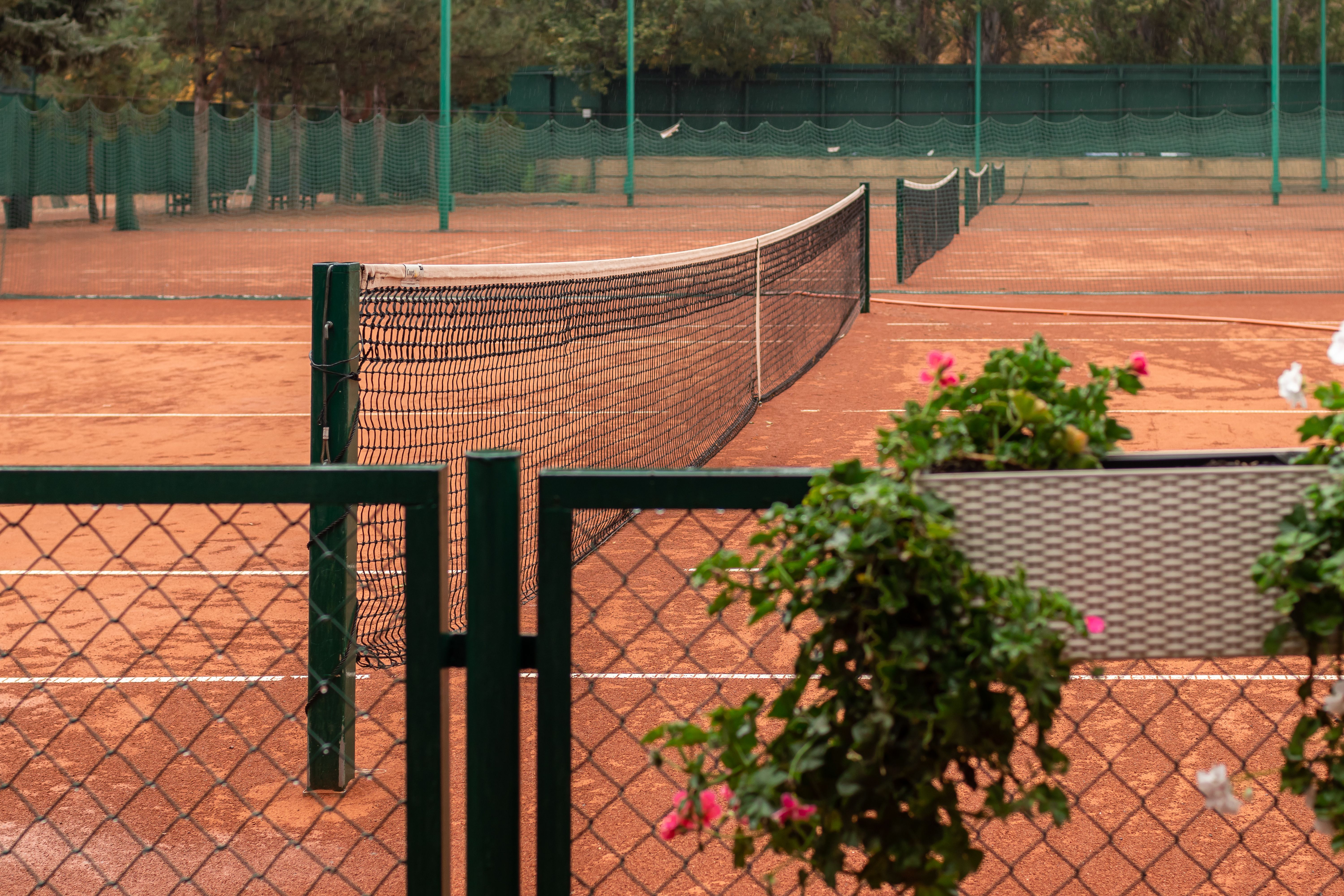 weather tennis court