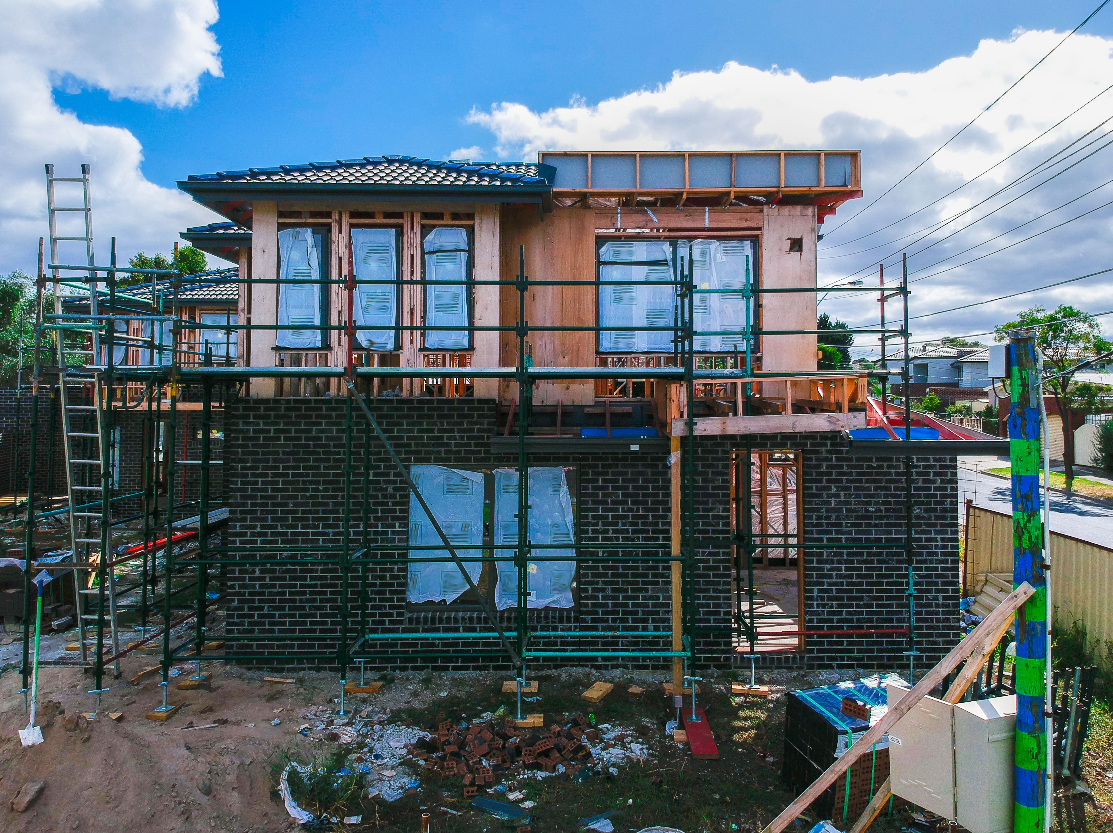 Construction of a Brick Veneer town houses in Melbourne Victoria Australian Suburbia Construction of a Brick Veneer town houses in Melbourne Victoria Australian Suburbia