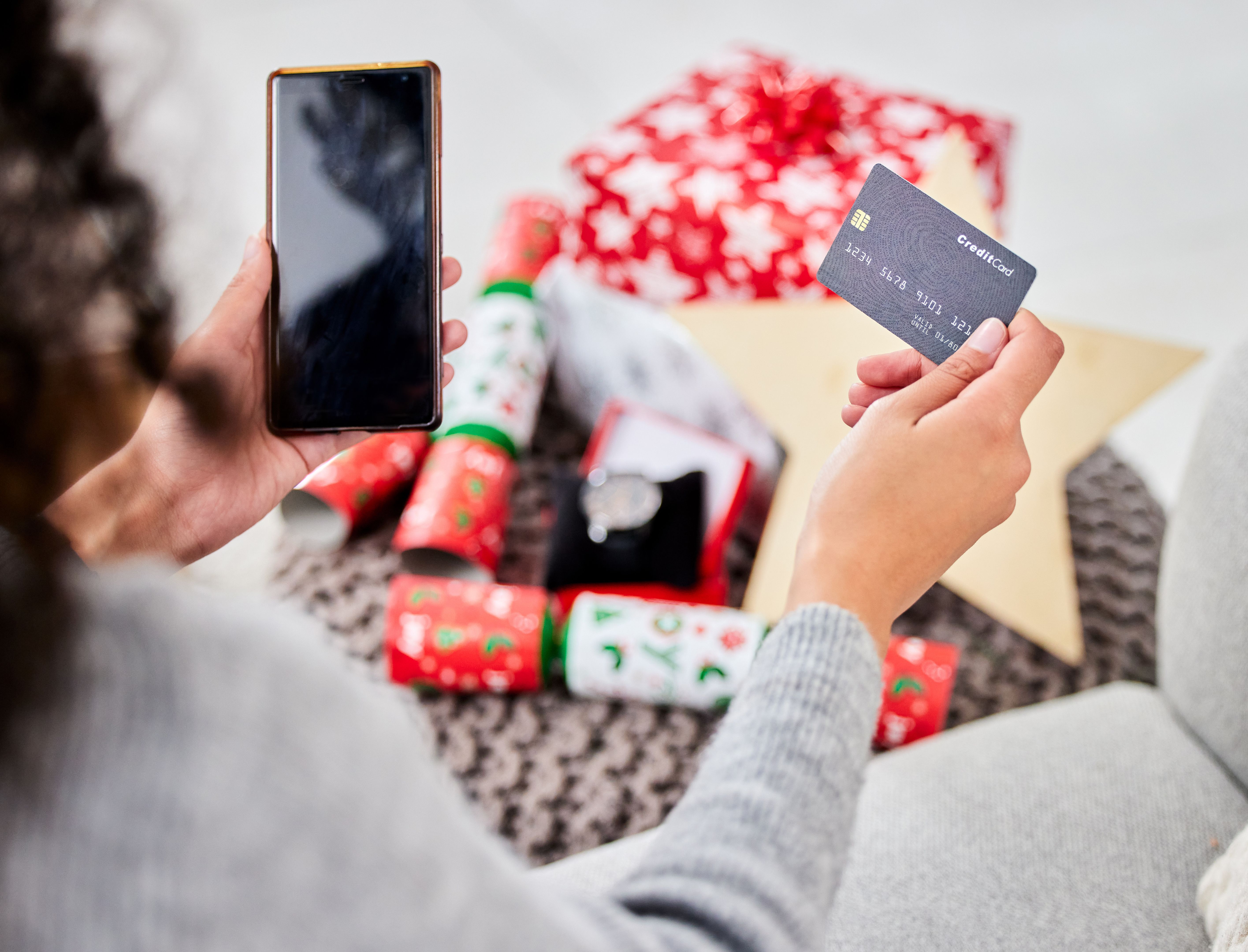 holiday shopping electronics