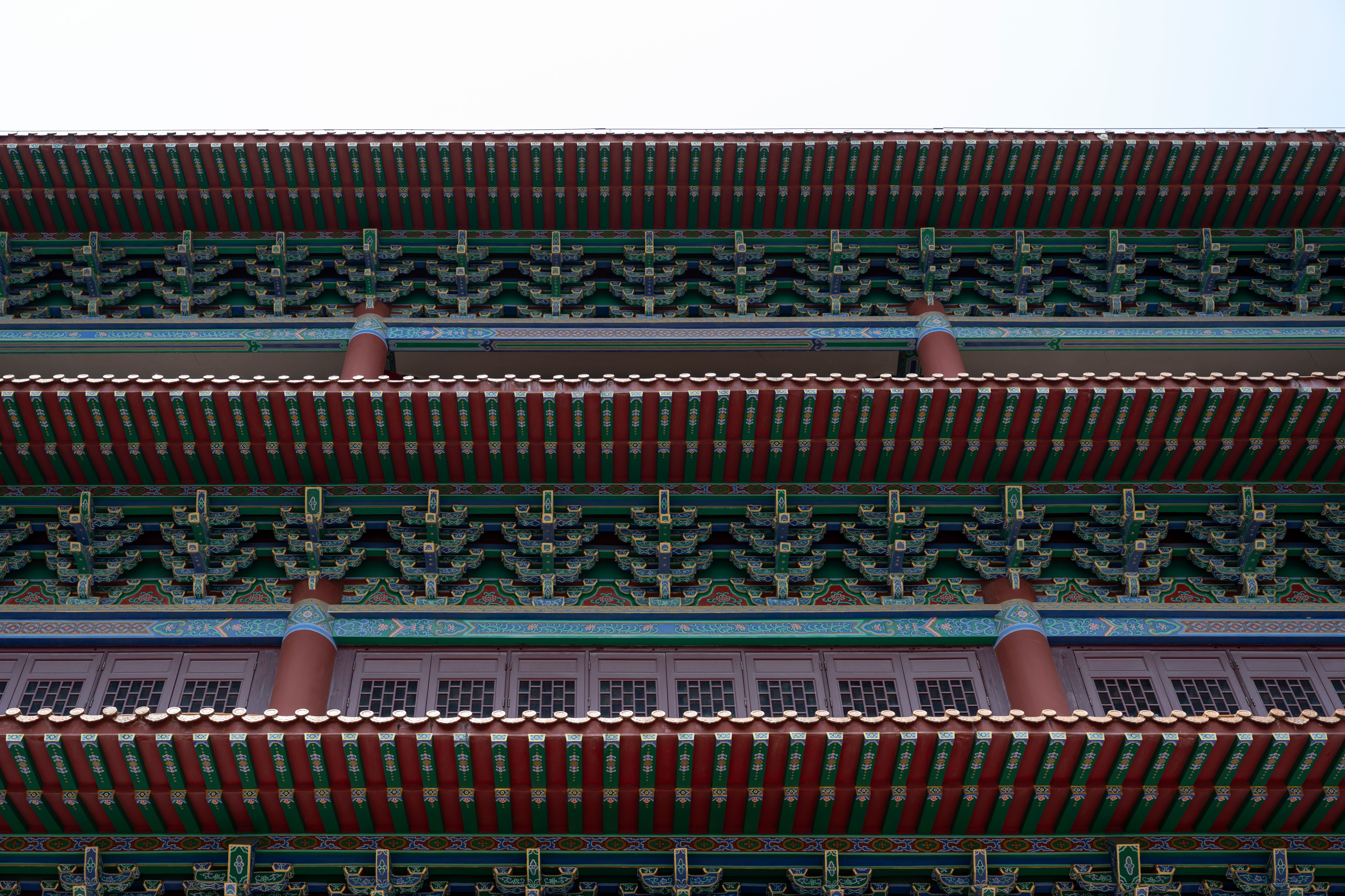 The eaves of Chinese Buddhist temple architecture