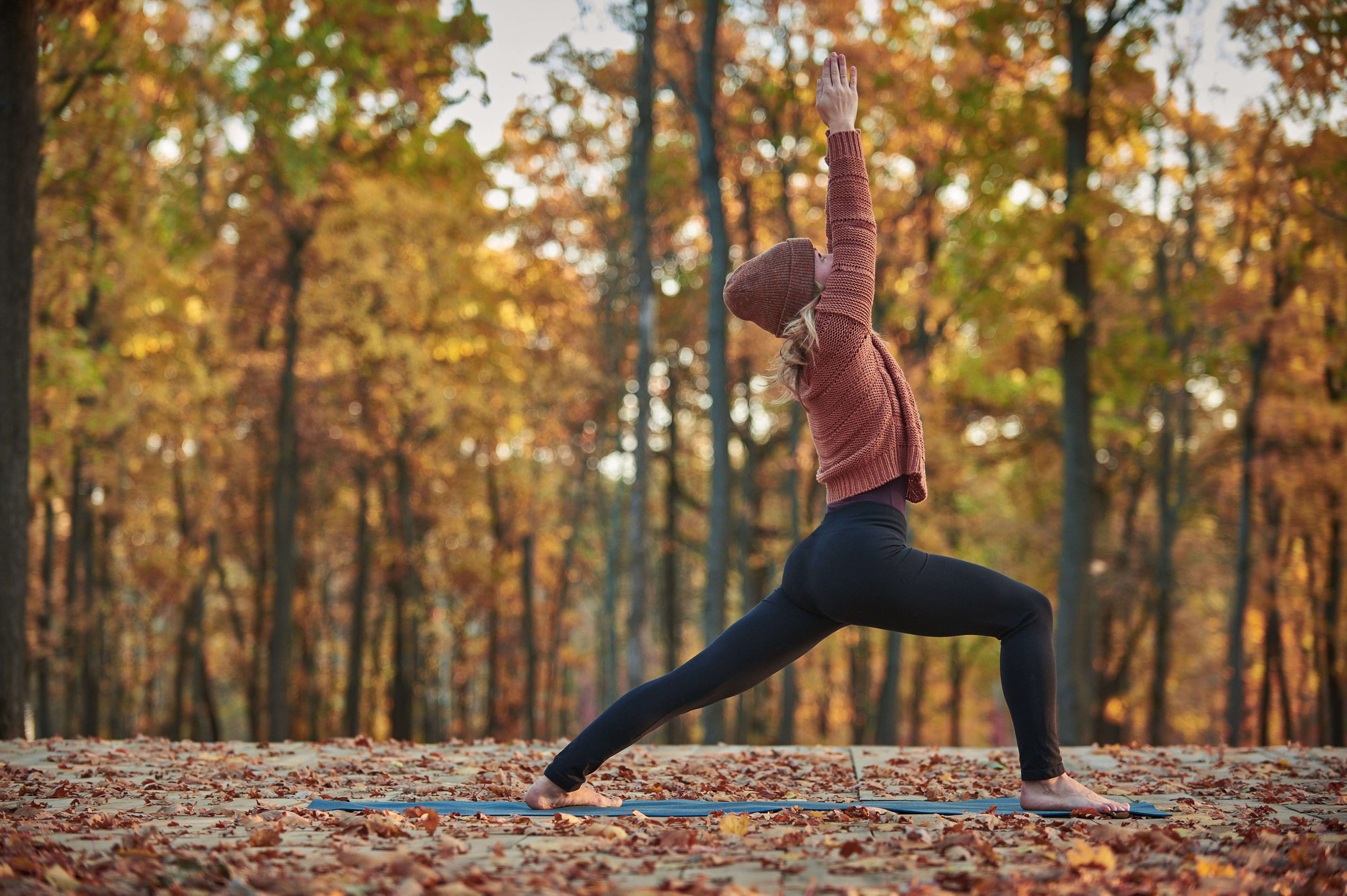 yoga autumn