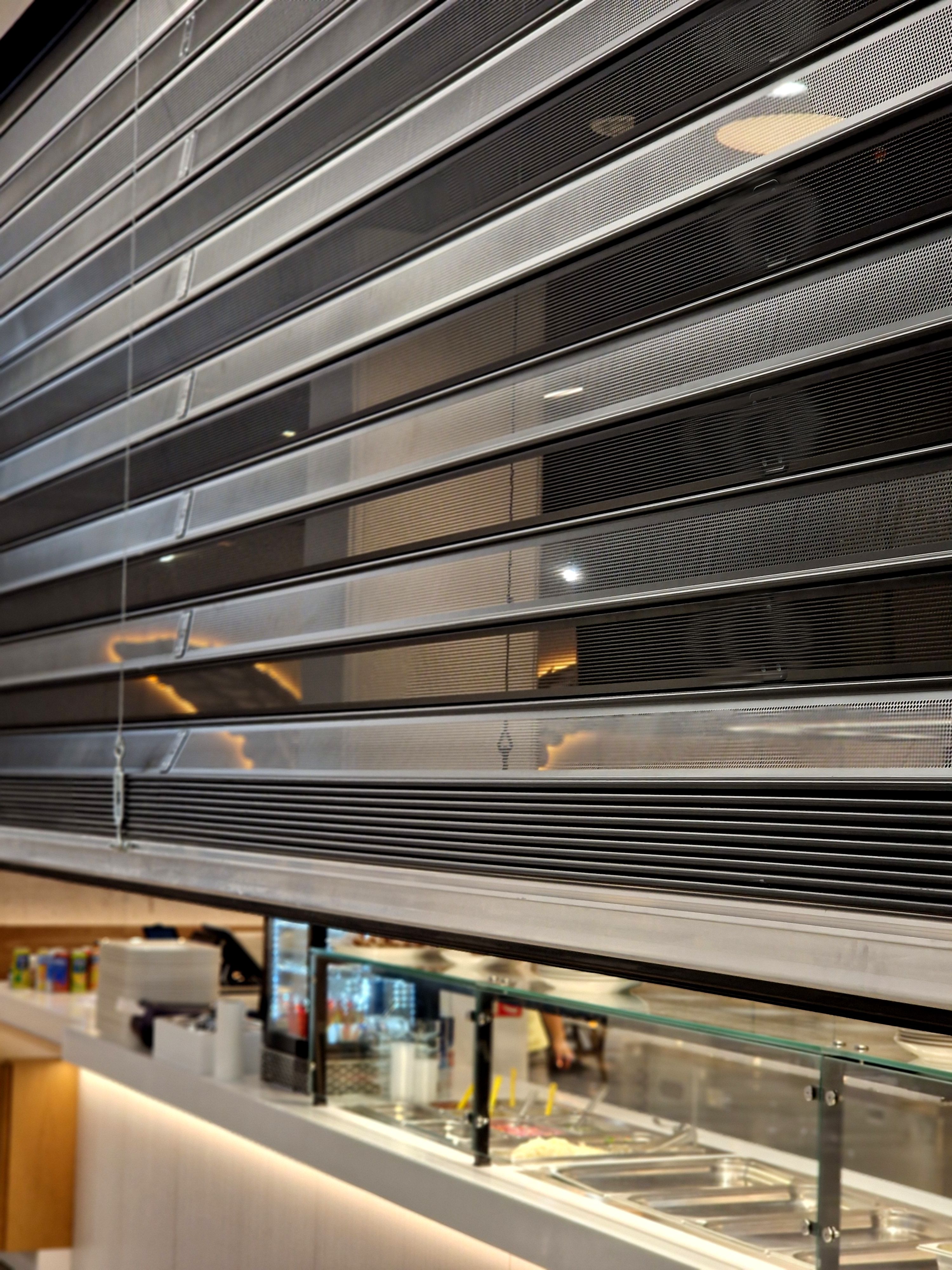 polycarbonate roller shutters