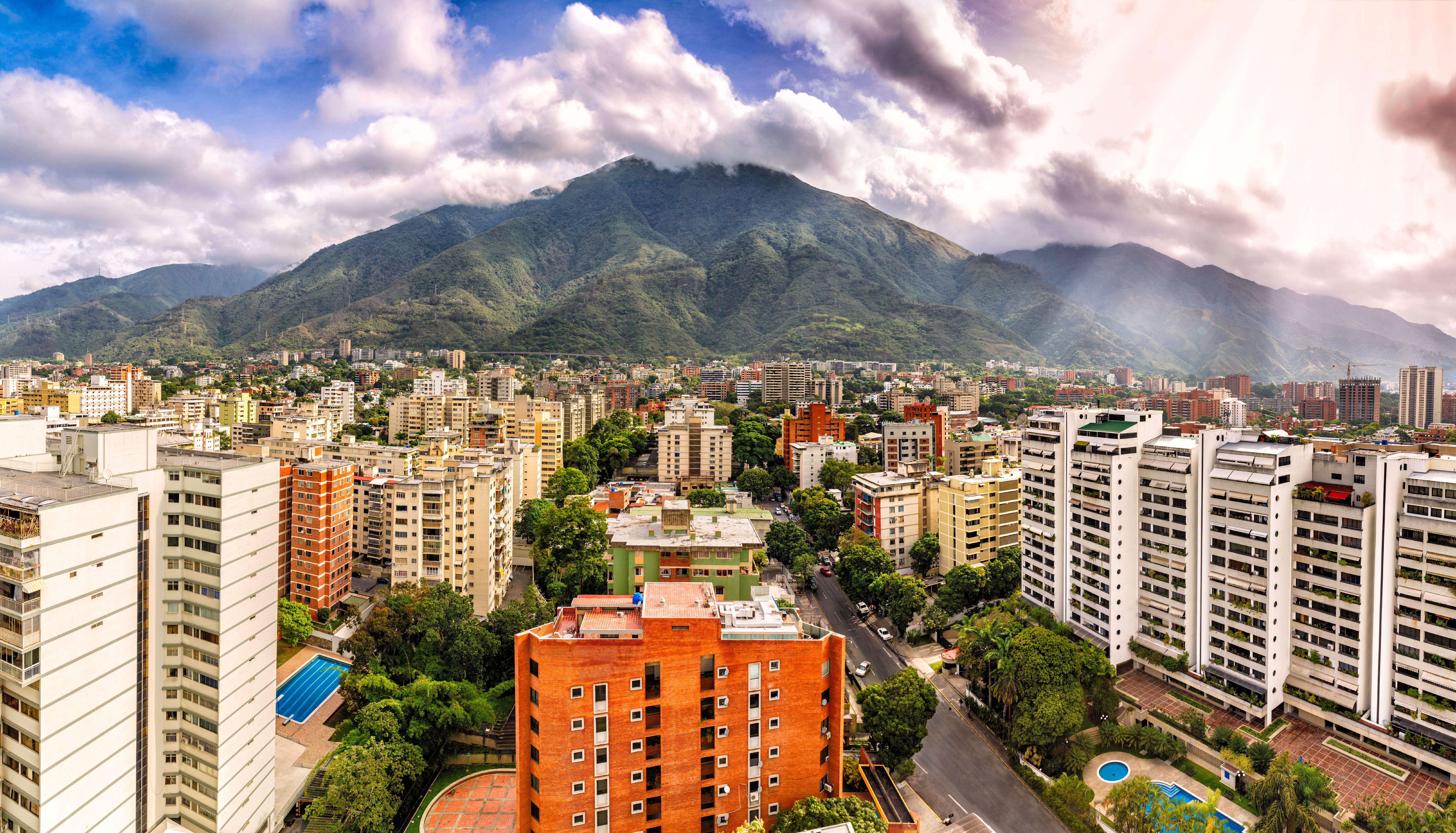 caracas skyline