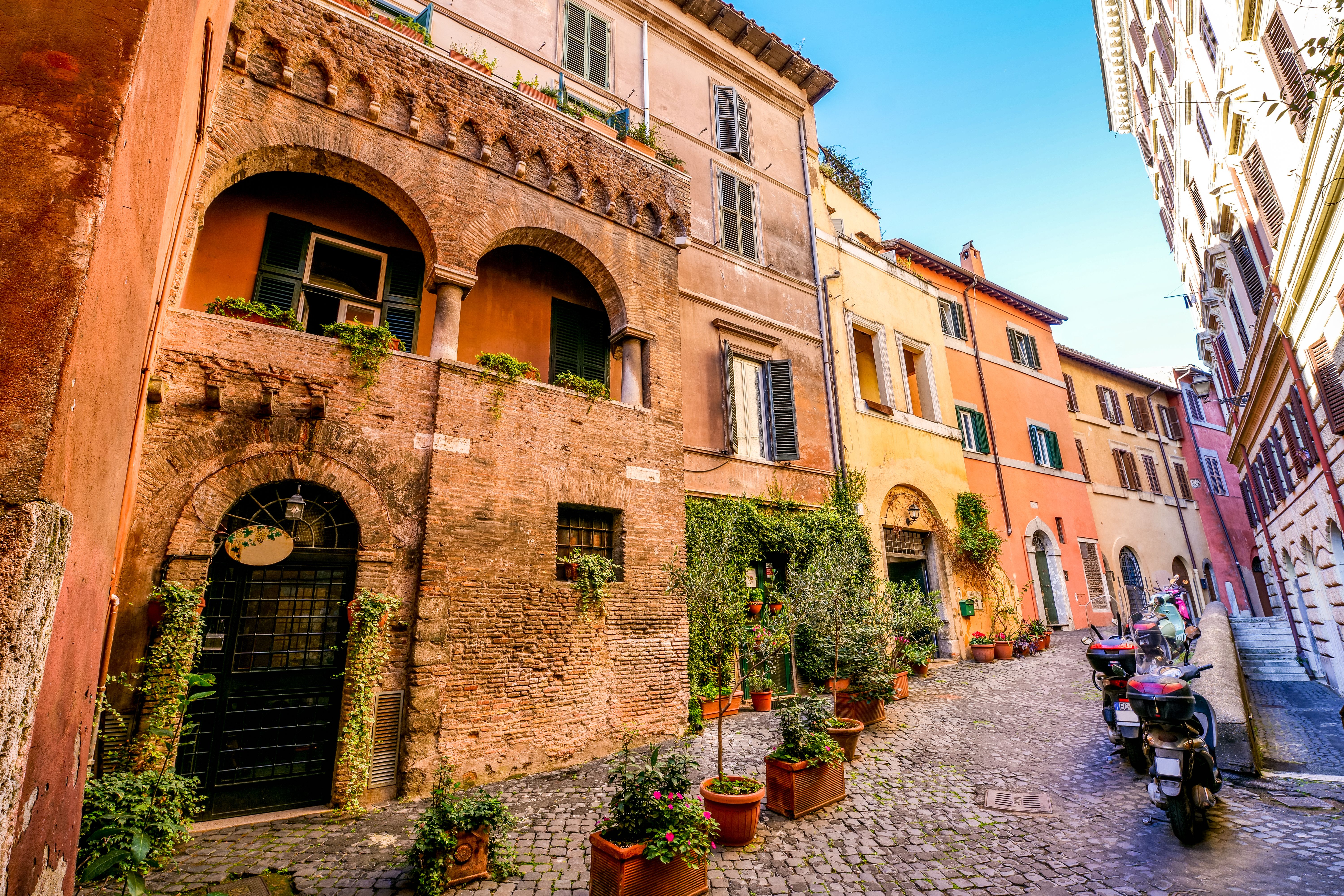 trastevere street