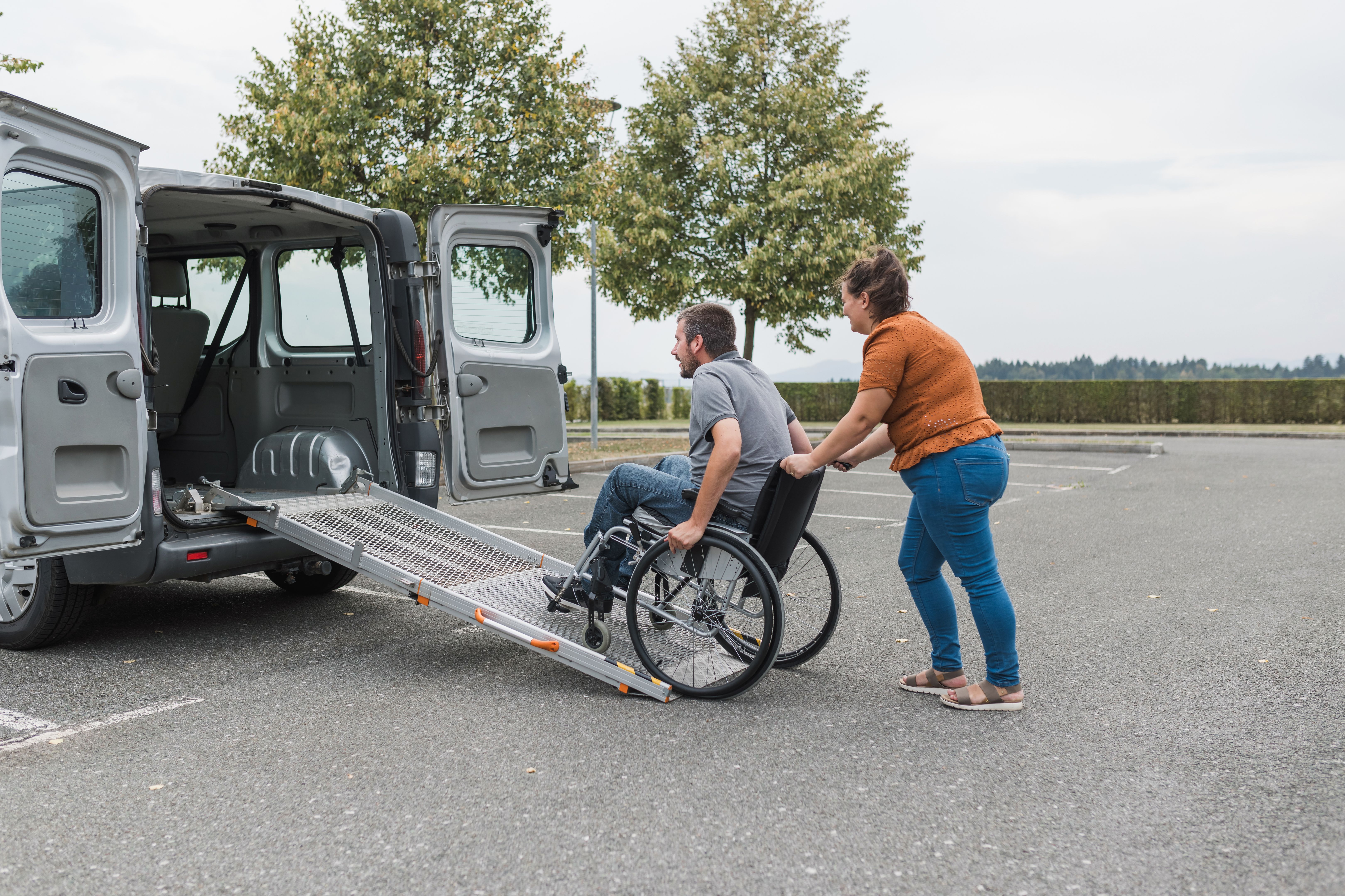 wheelchair ramp vehicle