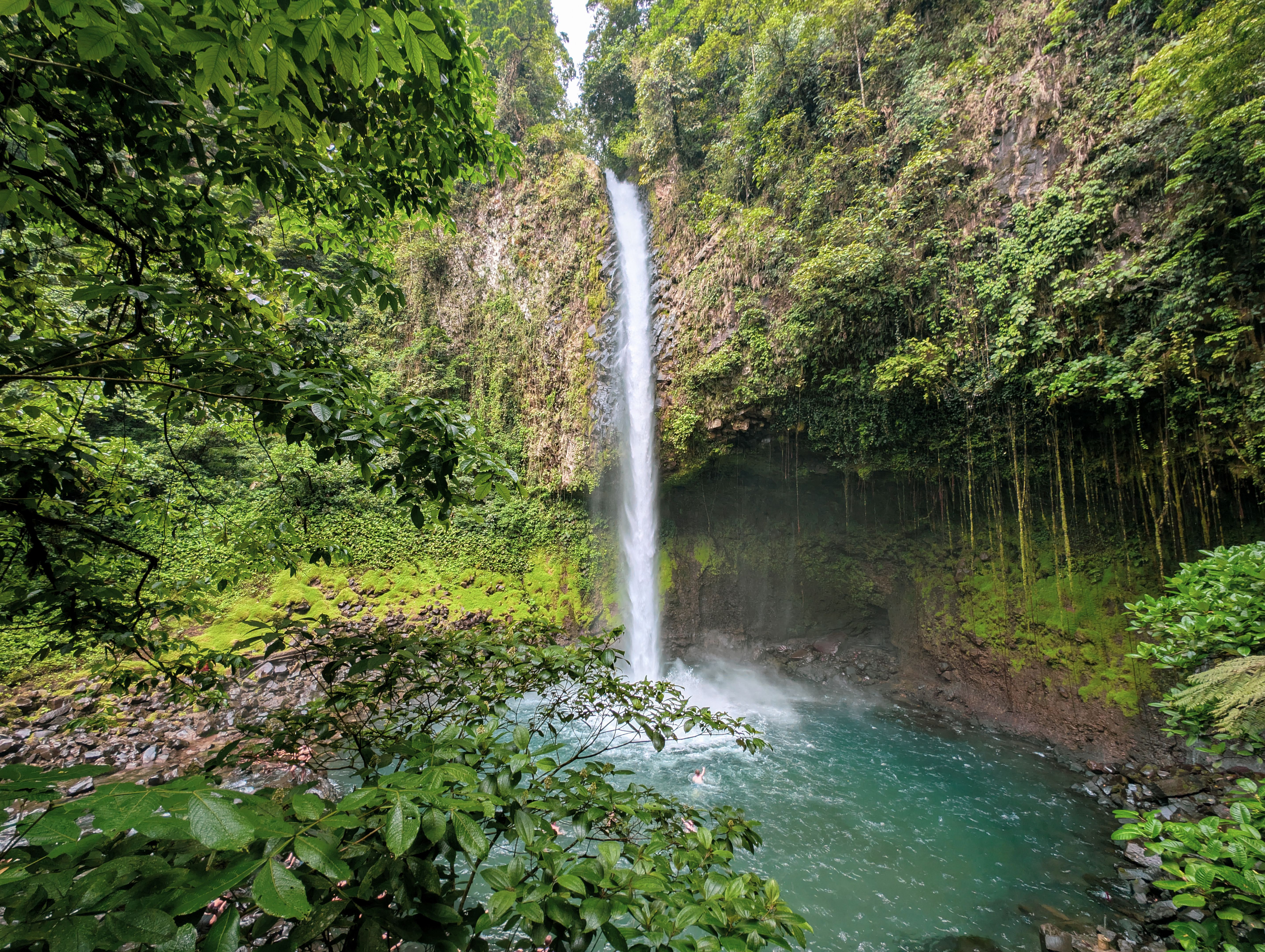 la fortuna waterfall