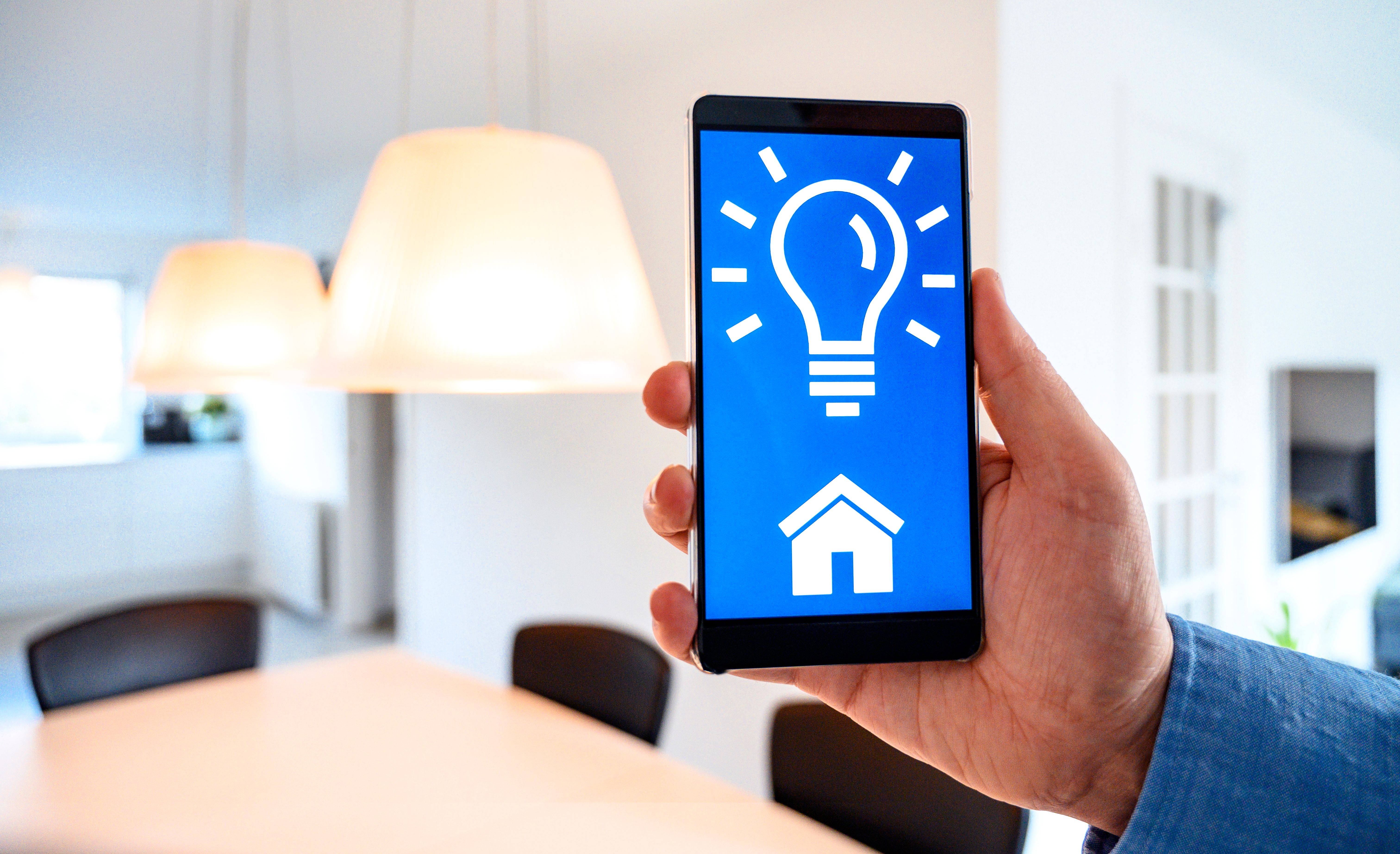 smart light bulbs