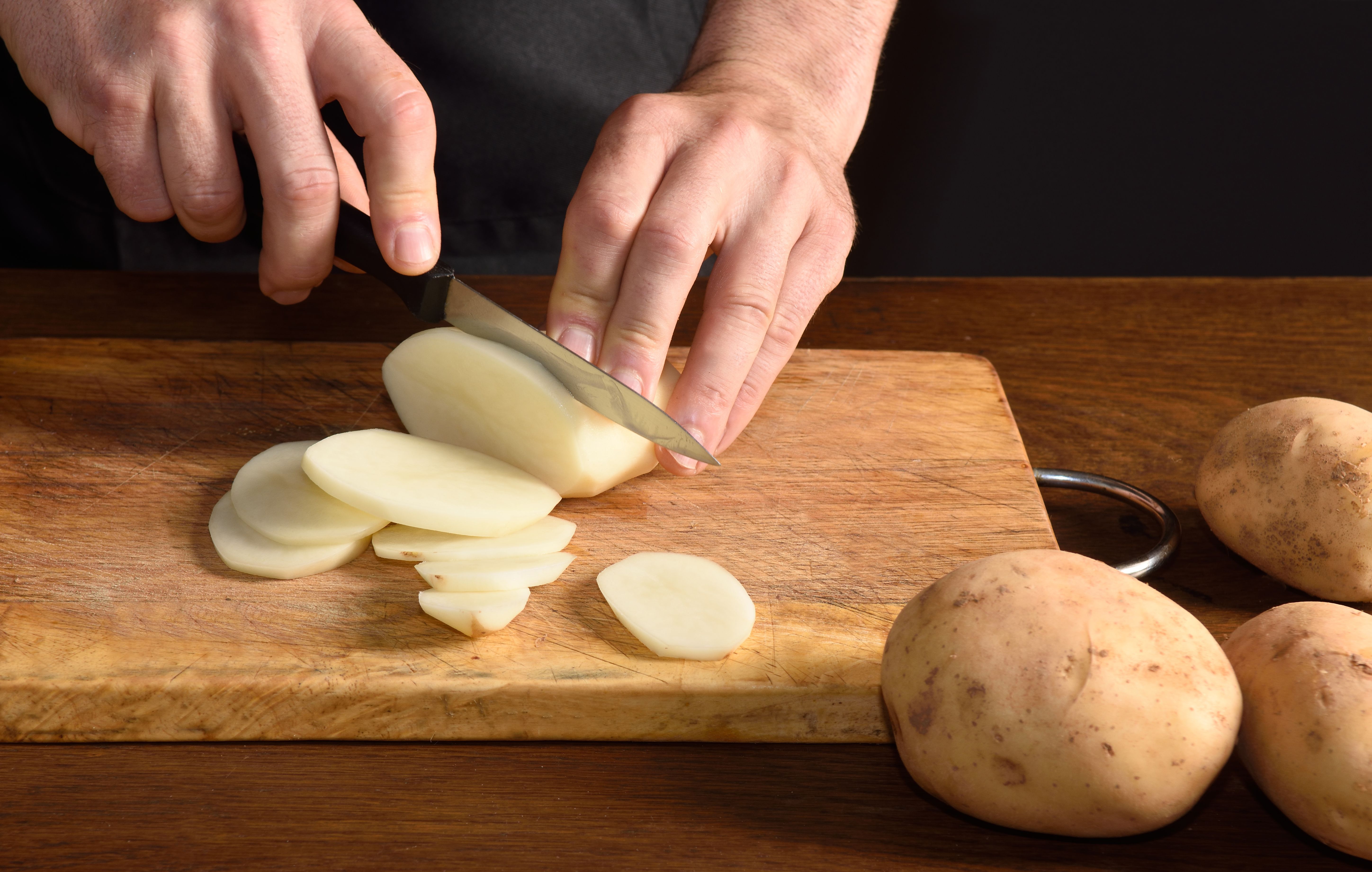 potato slicing