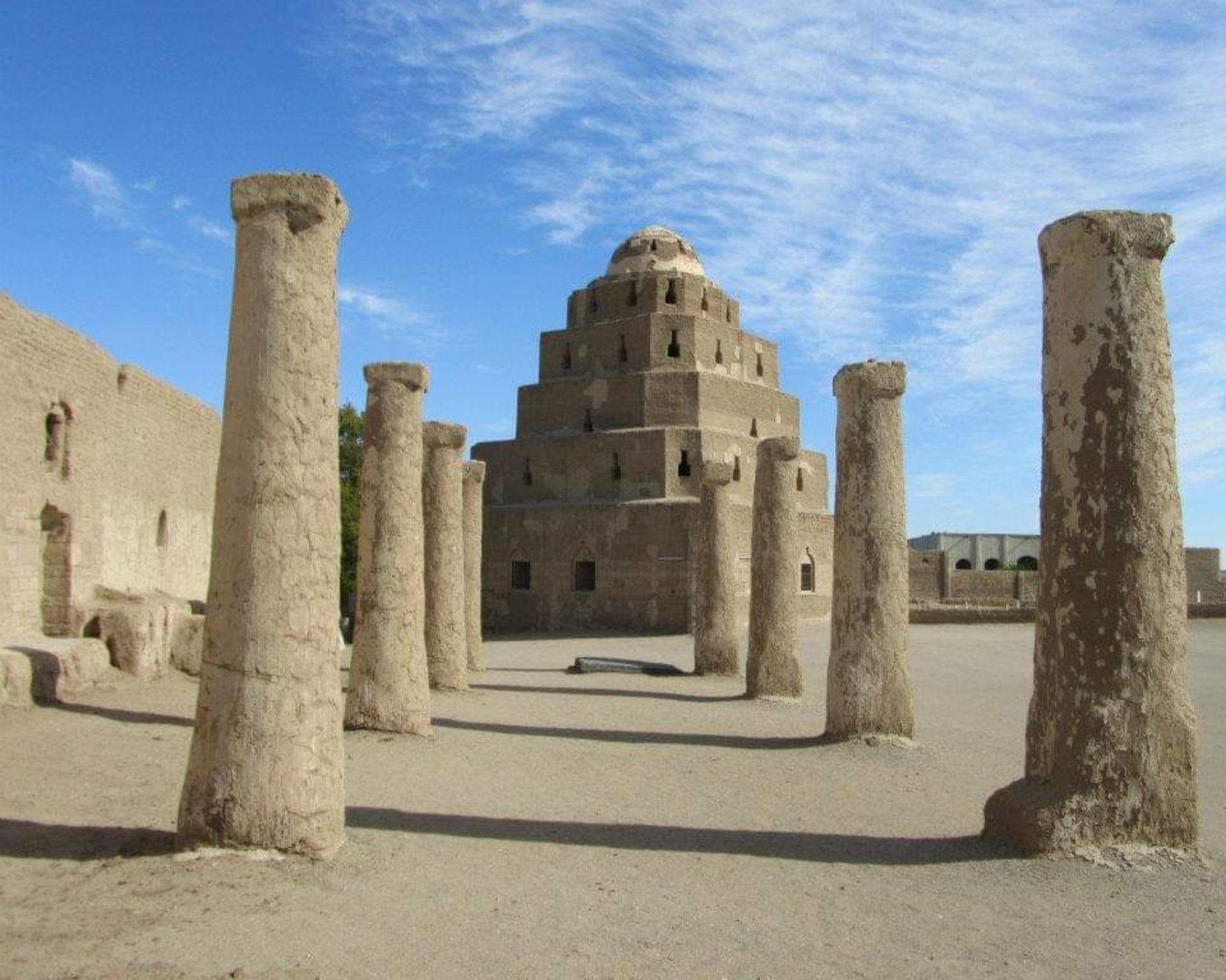 Qubba Sheikh Idris tomb, Northern Sudan, Africa Qubba Sheikh Idris tomb, Northern Sudan, Africa
