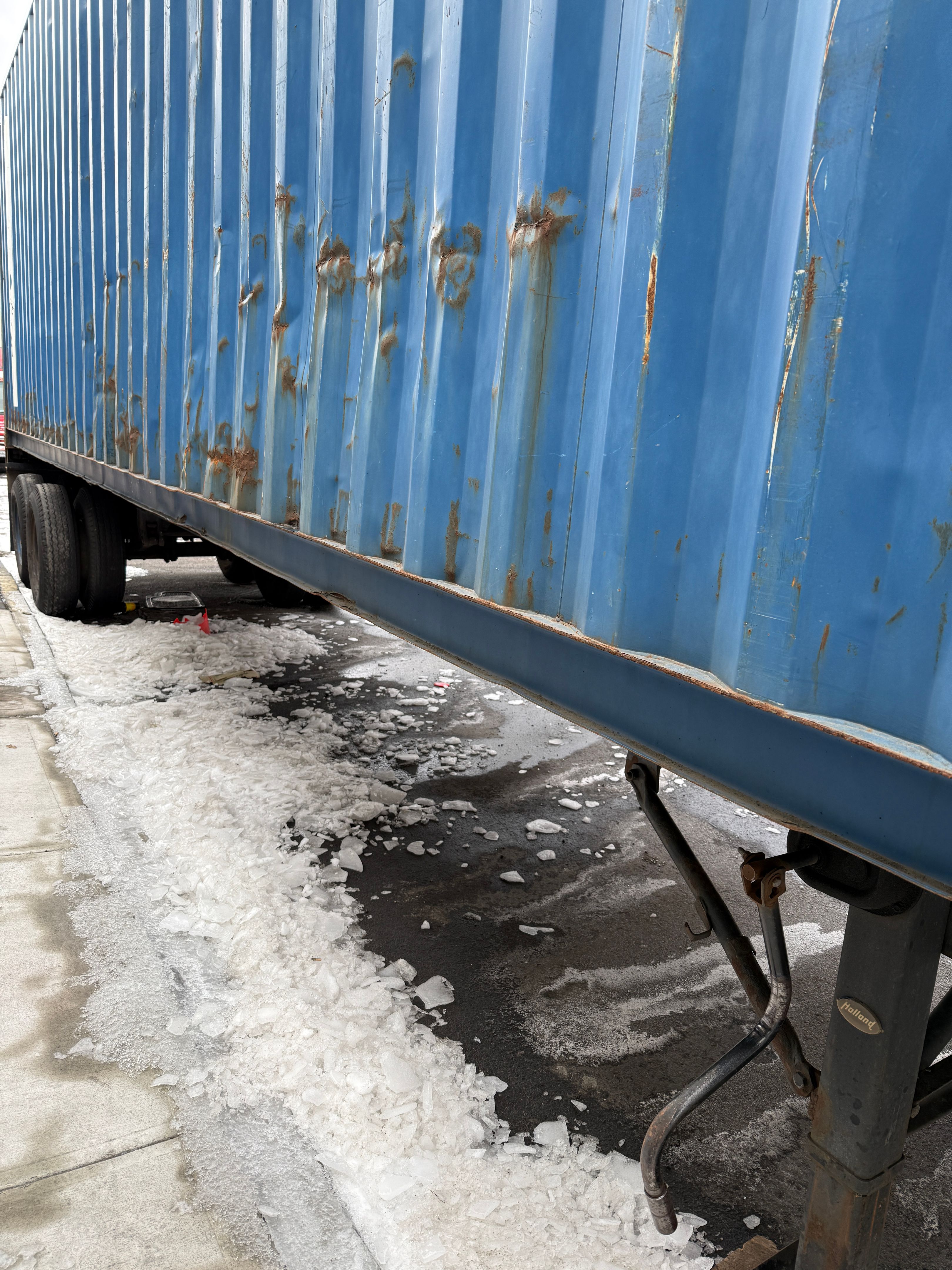 container transport spring