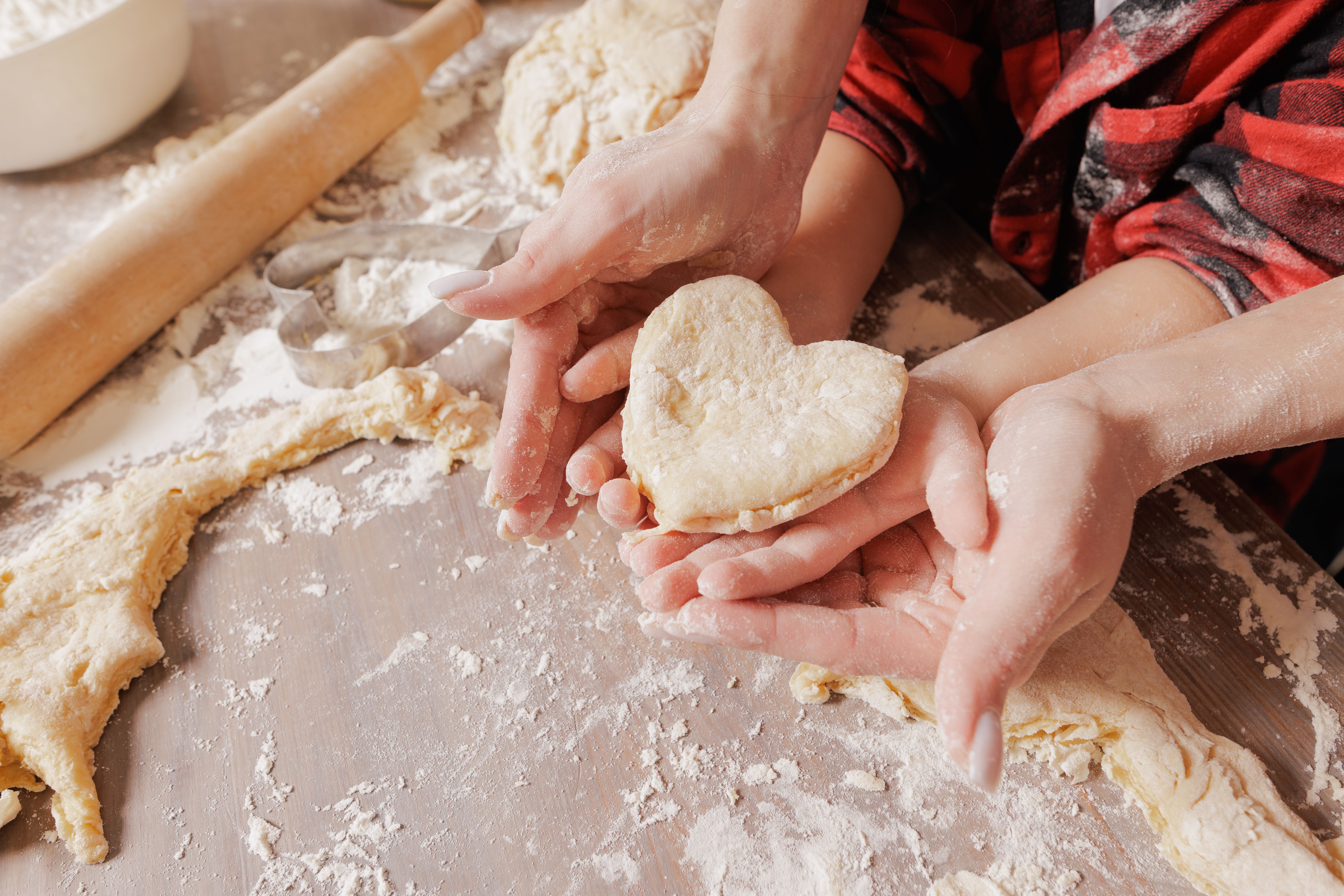 children cooking