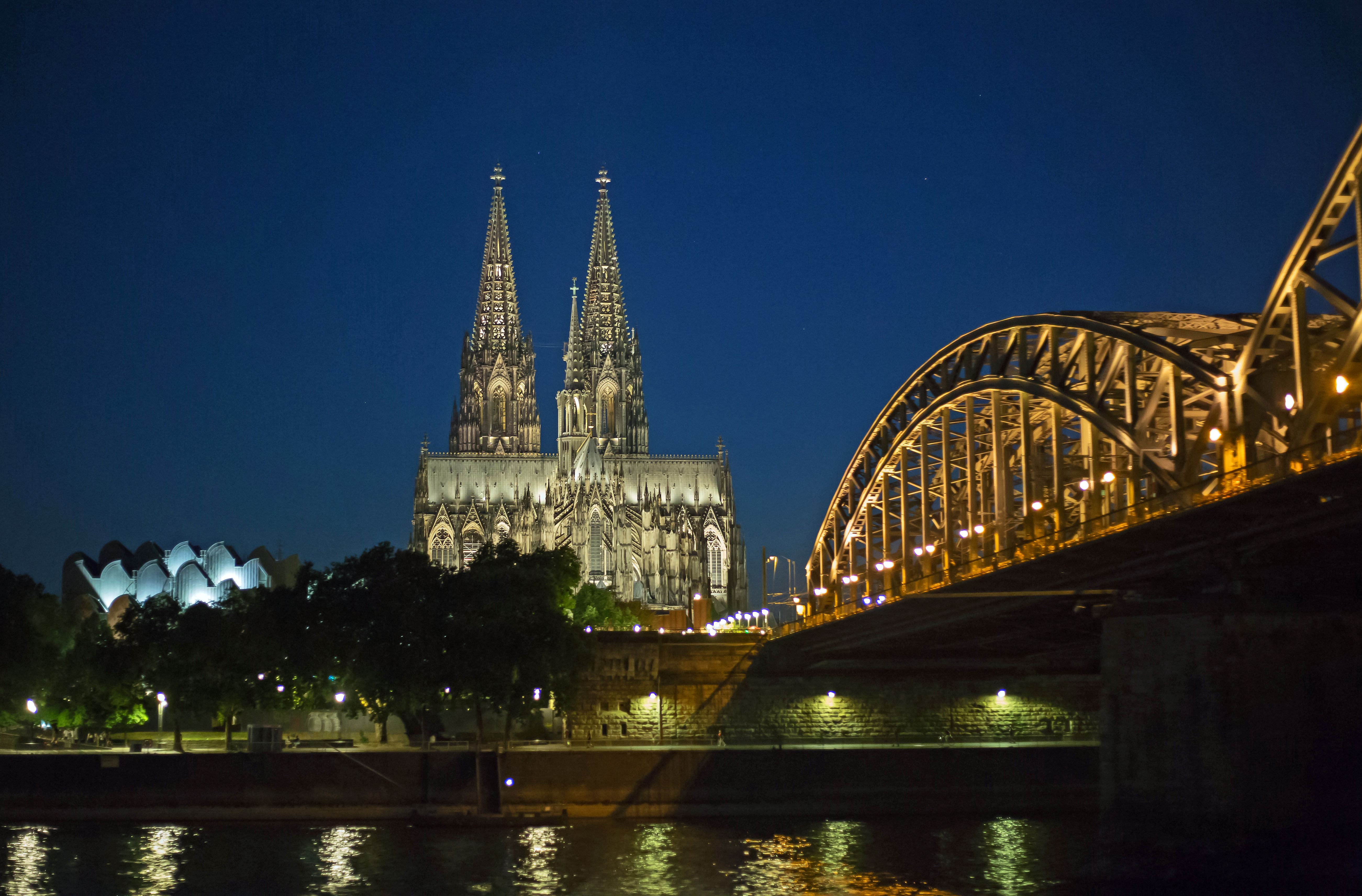 cologne night