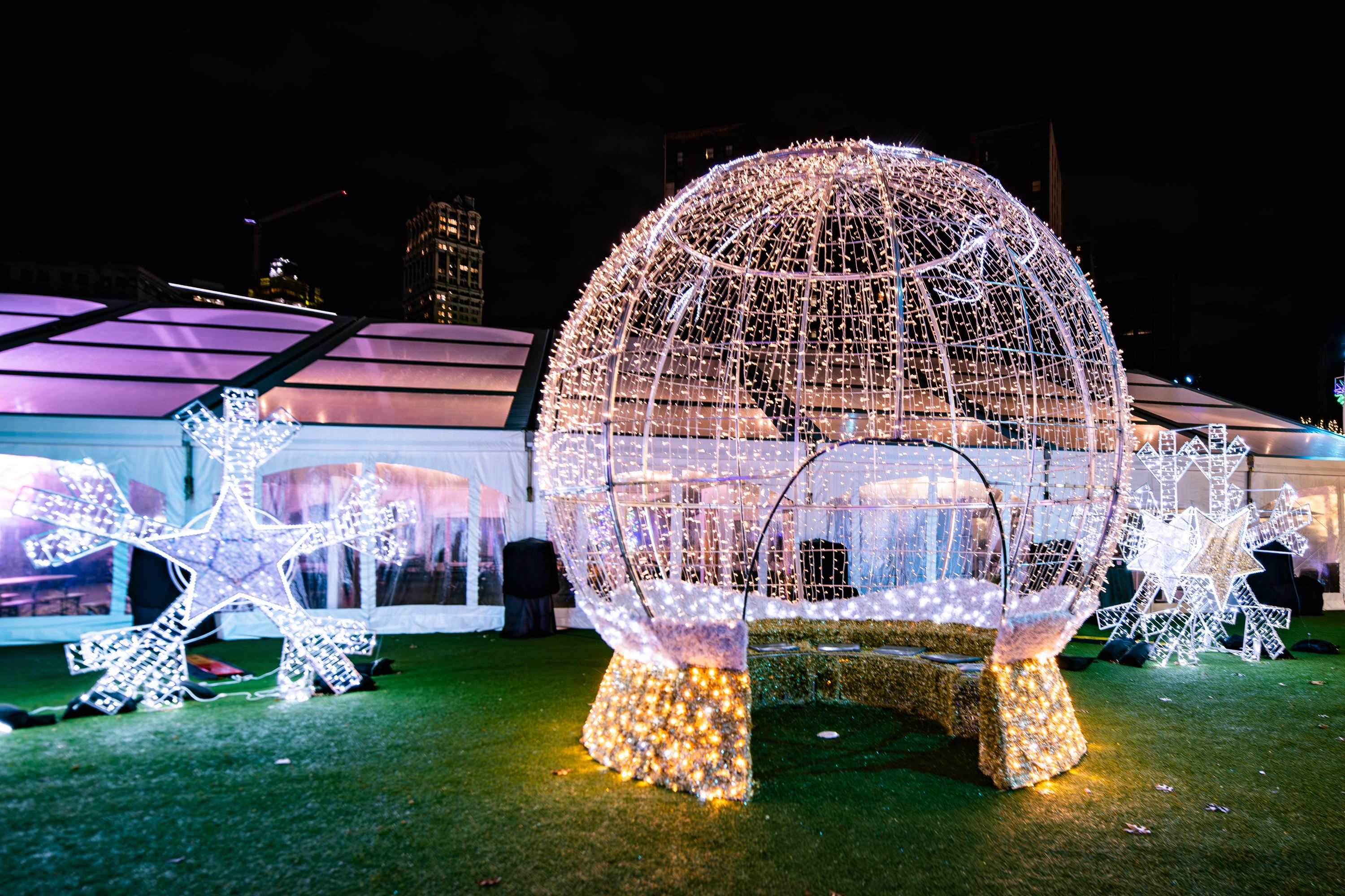 christmas tree detroit