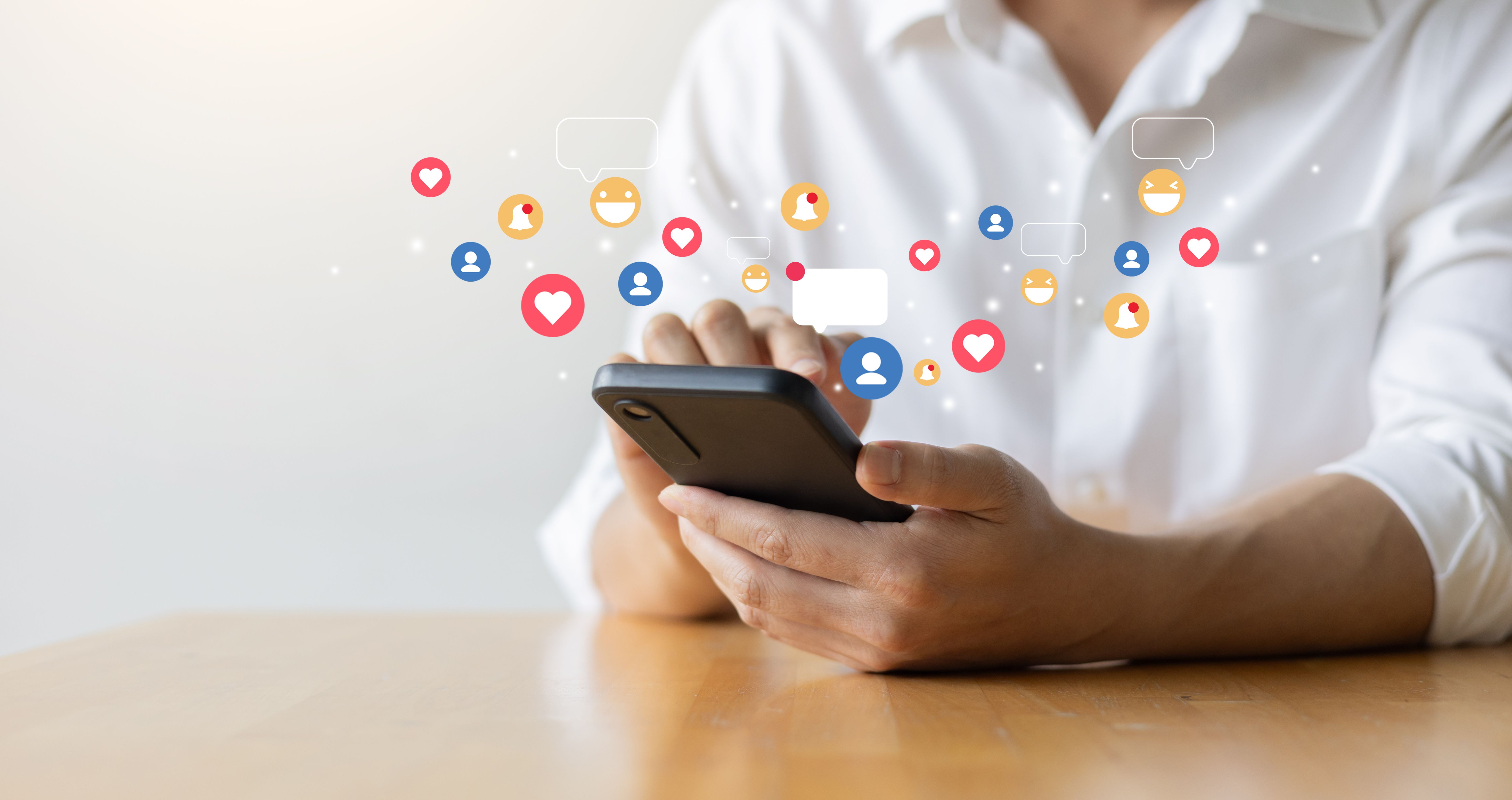 social media communication