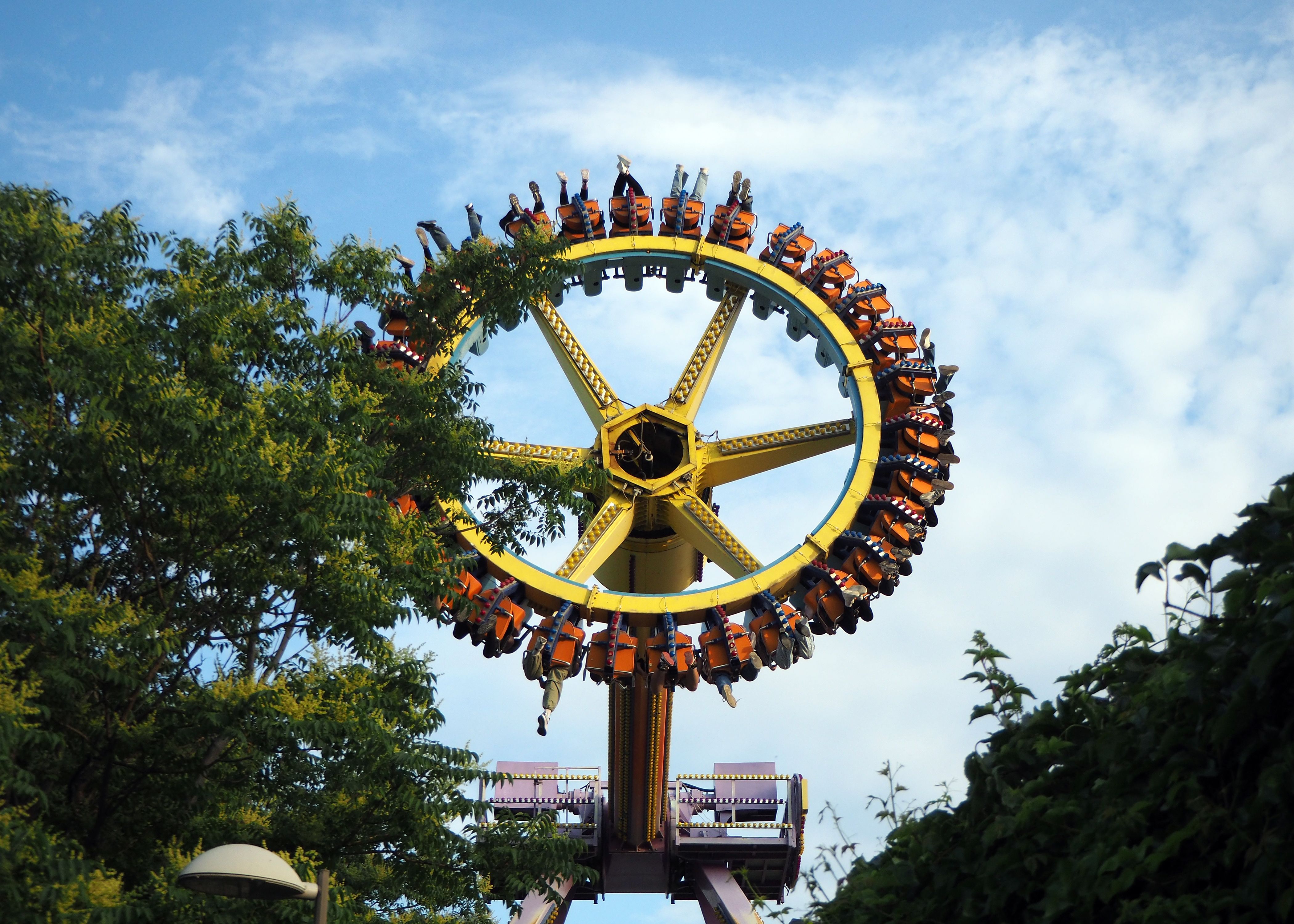 Amusement rides