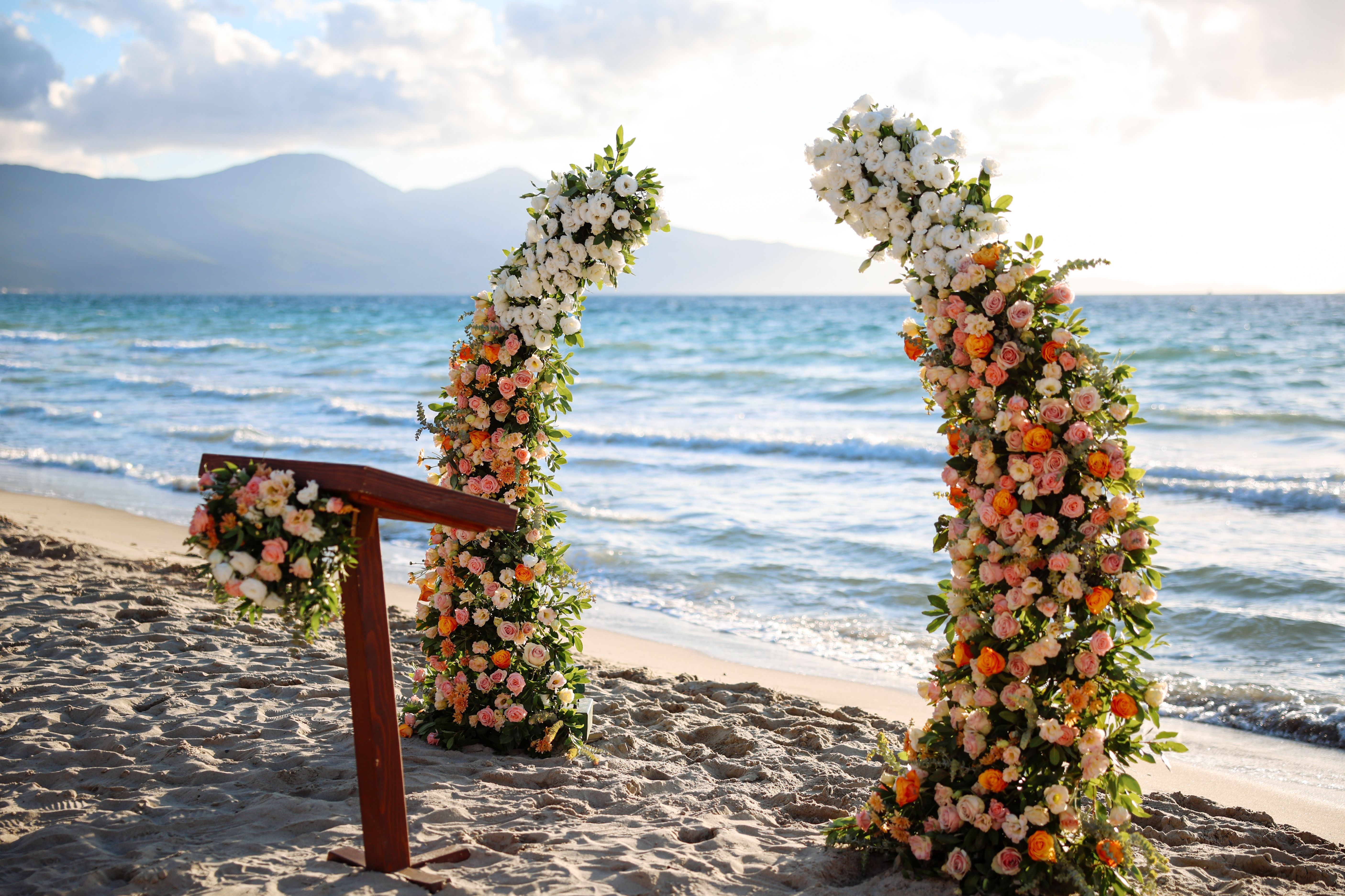 beach wedding setup