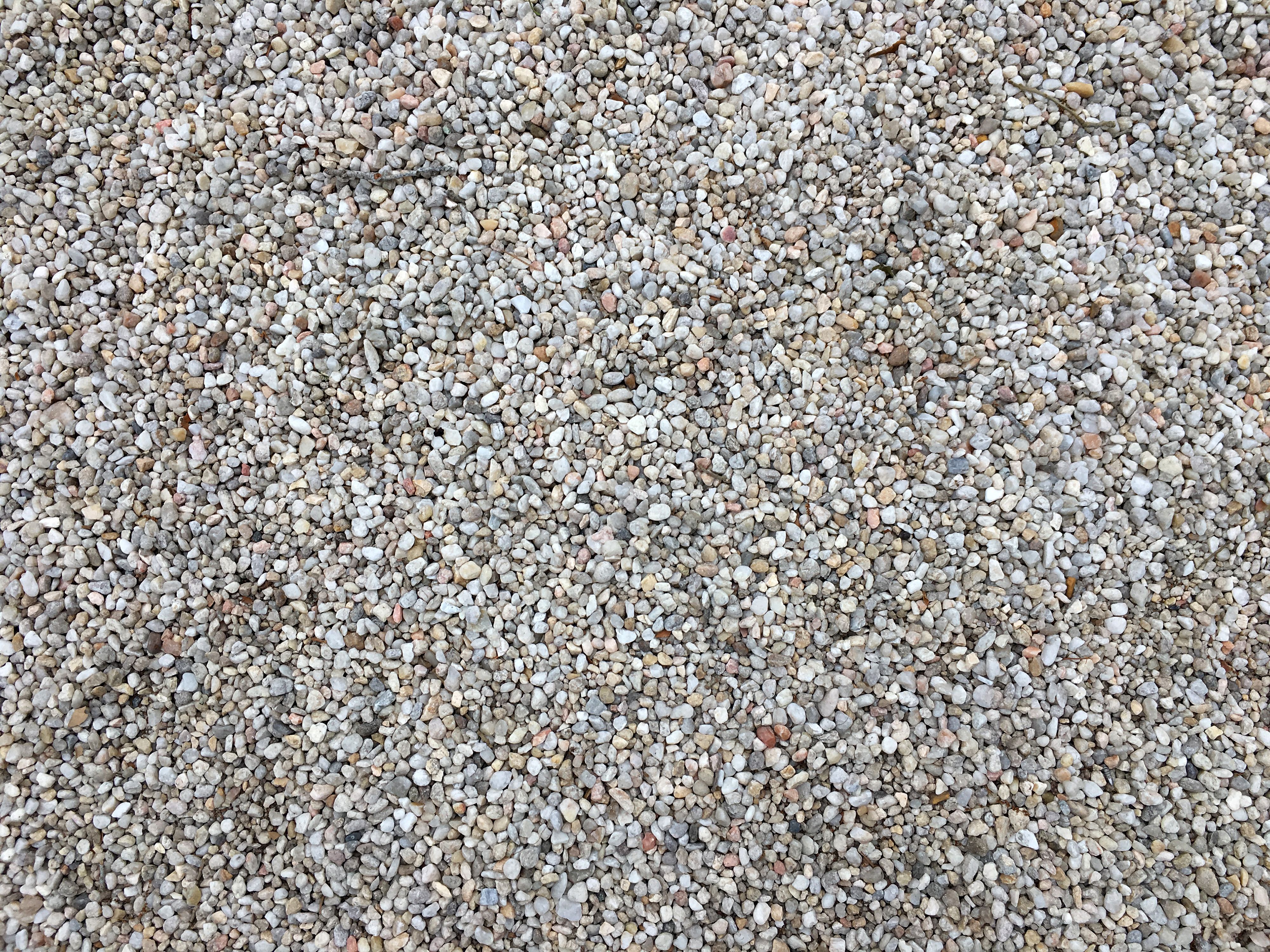 pea gravel landscaping