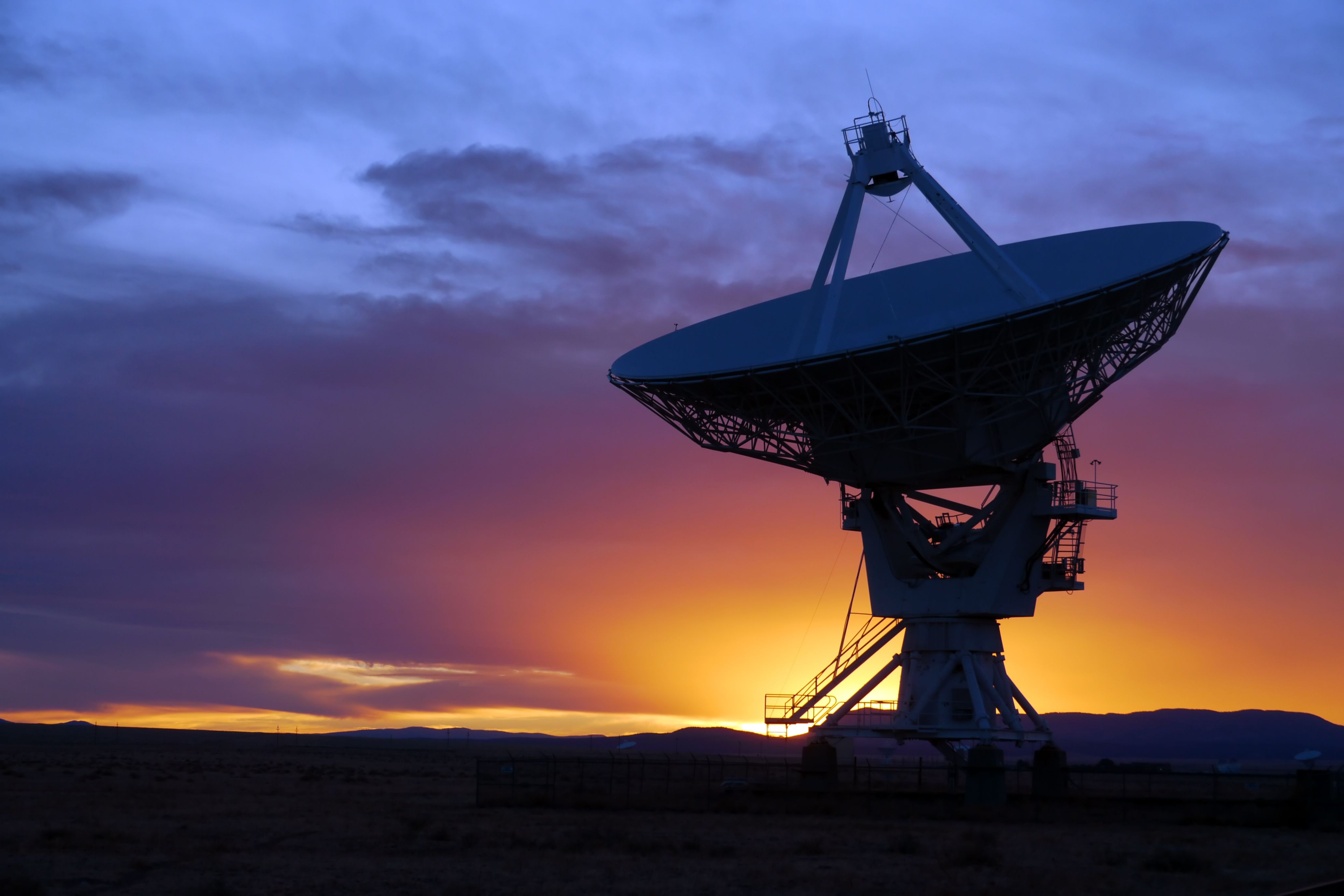 radio telescope