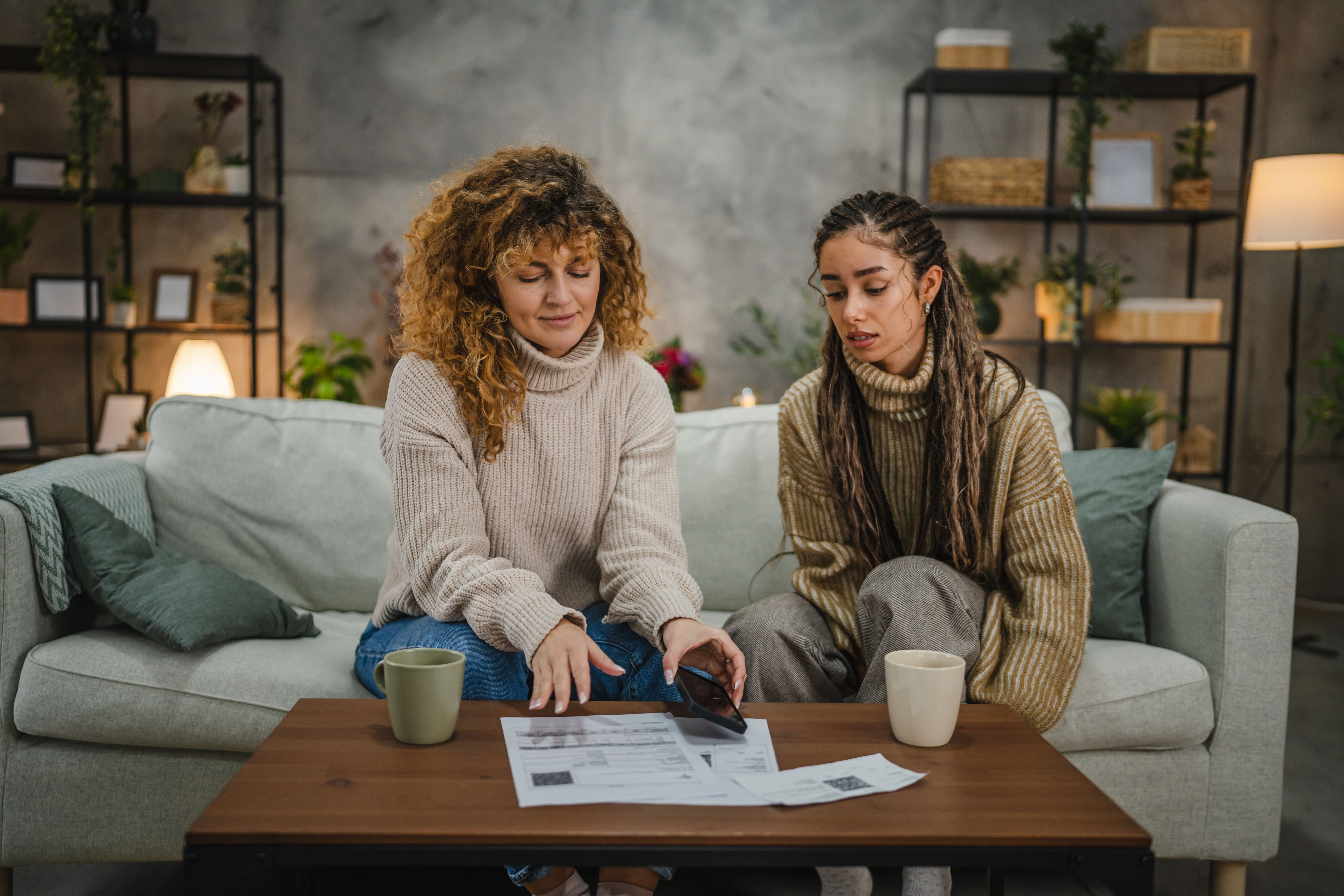 friends borrowing money