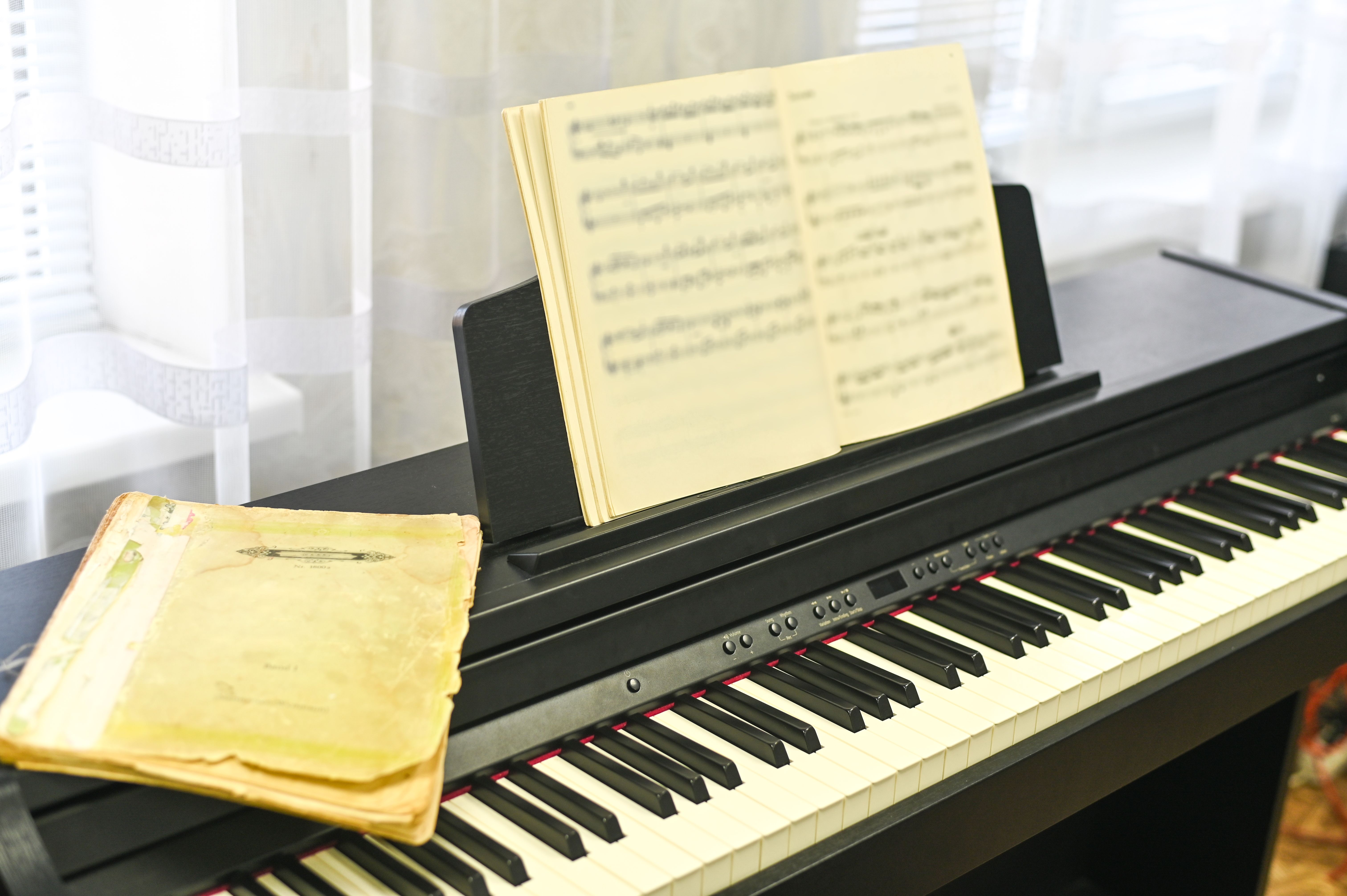 traditional contemporary music