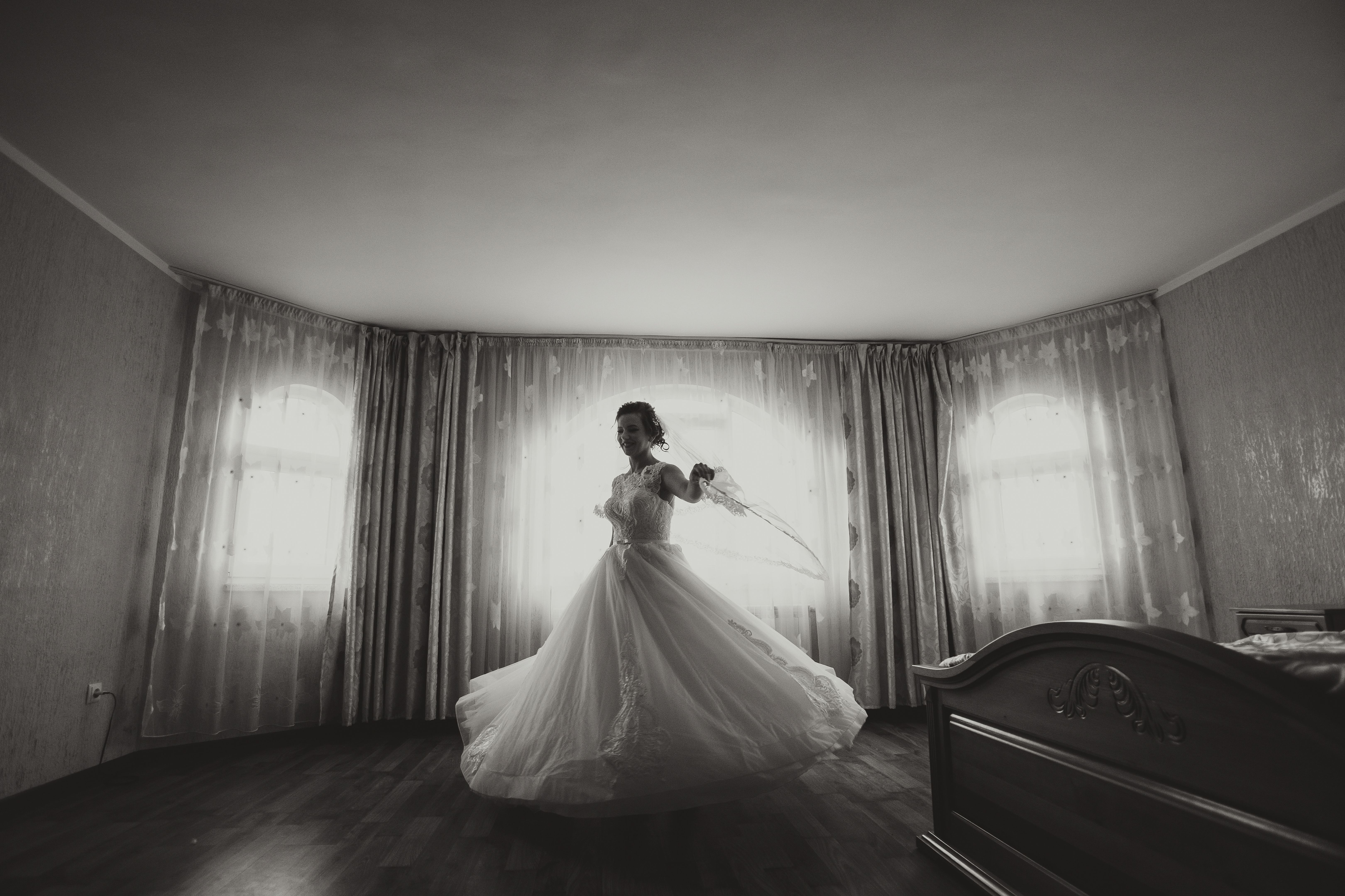 vintage bridal fashion