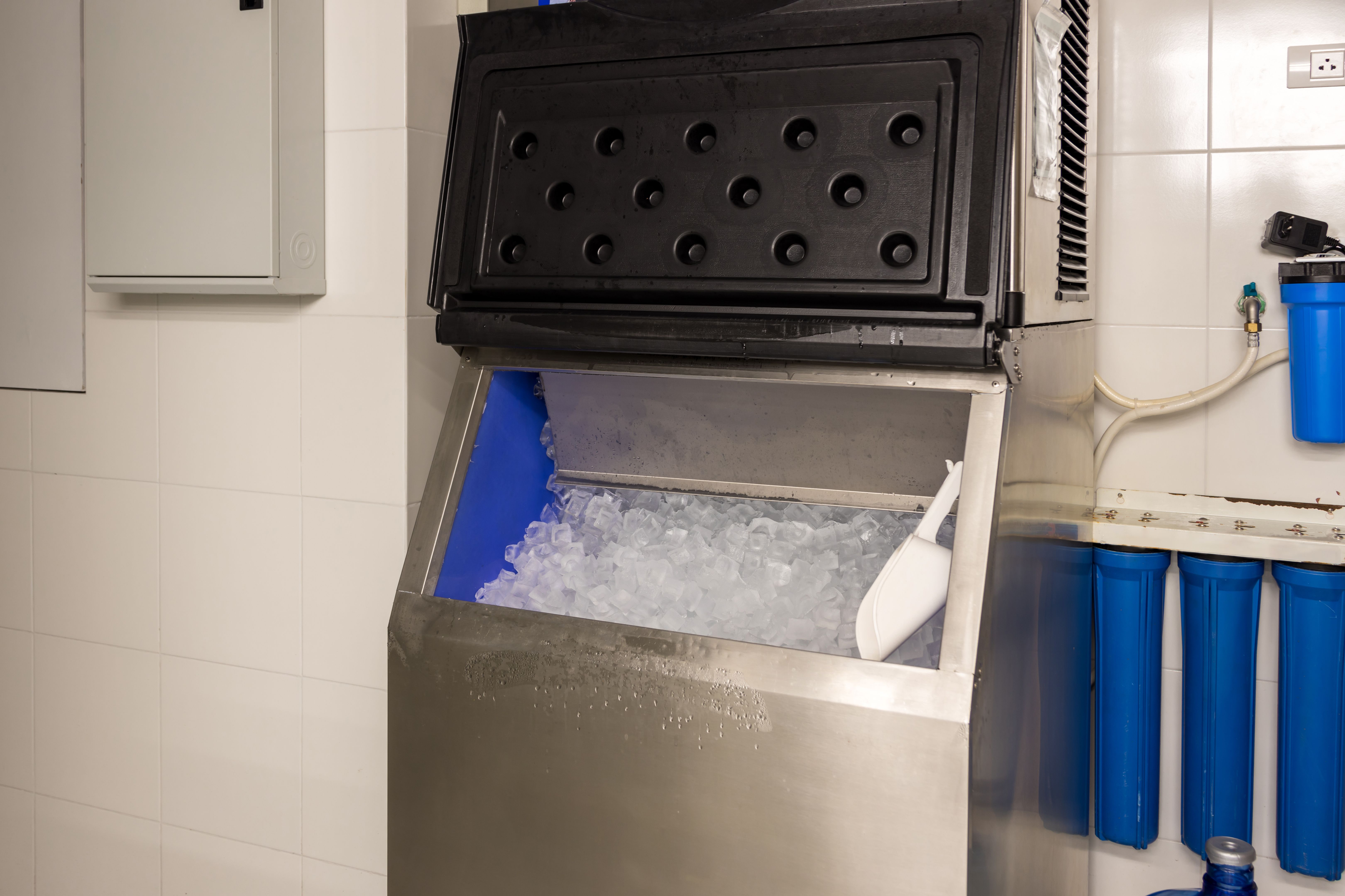 cleaning ice machine