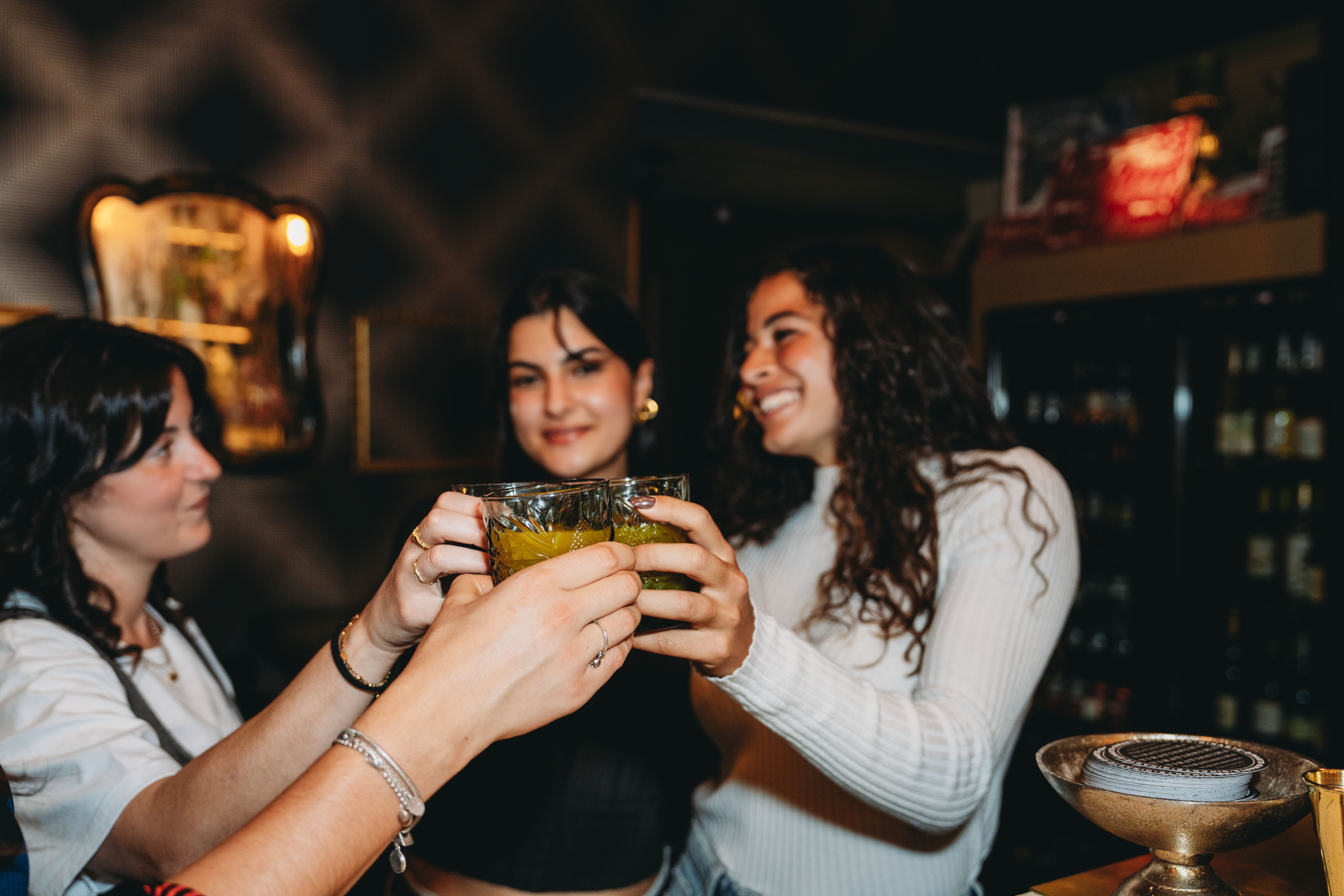 friends sharing chicha