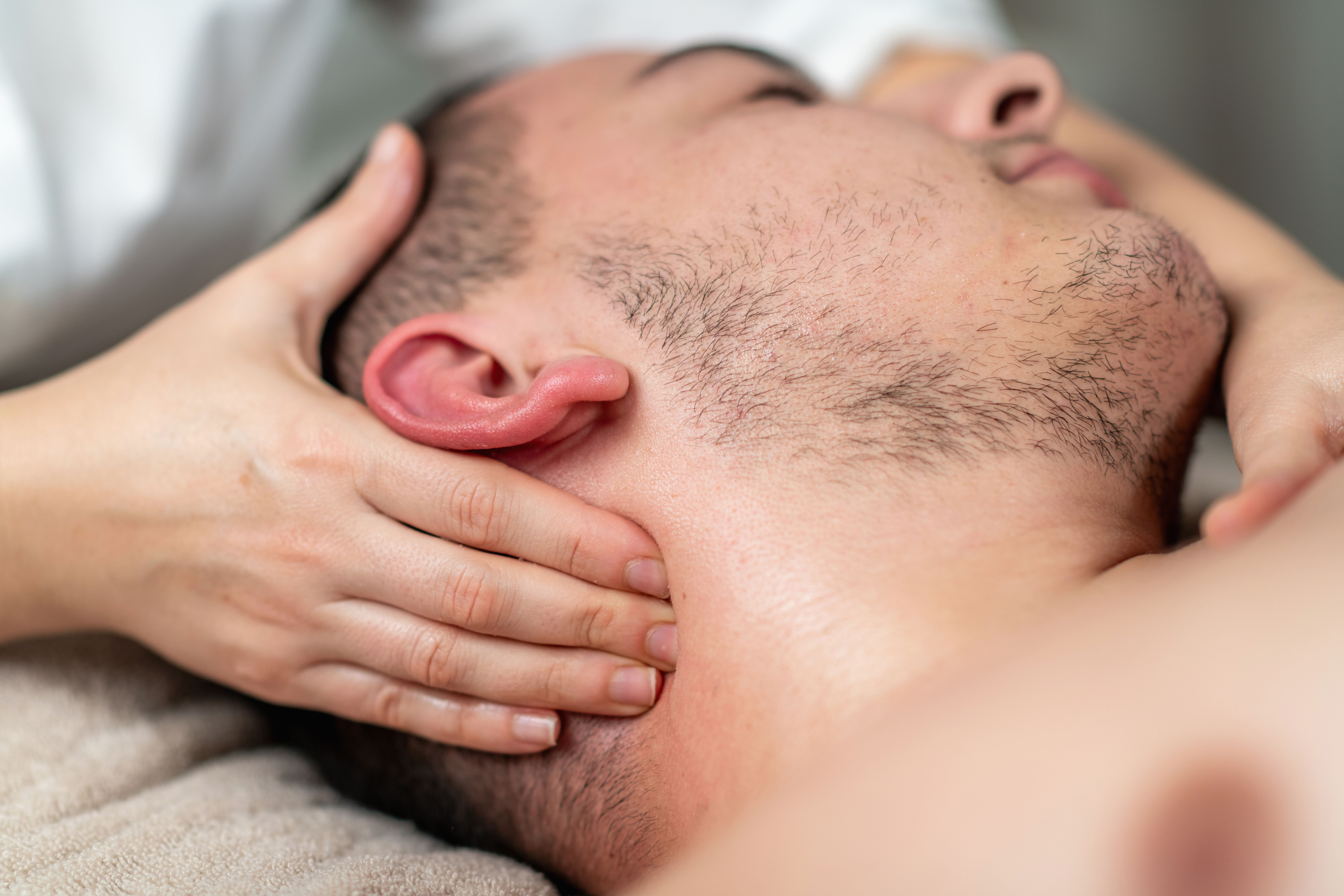 Rejuvenating face massage for men, focusing on relieving tension, improving blood circulation, and promoting healthier, smoother skin. Known for its relaxation and skin revitalizing benefits.