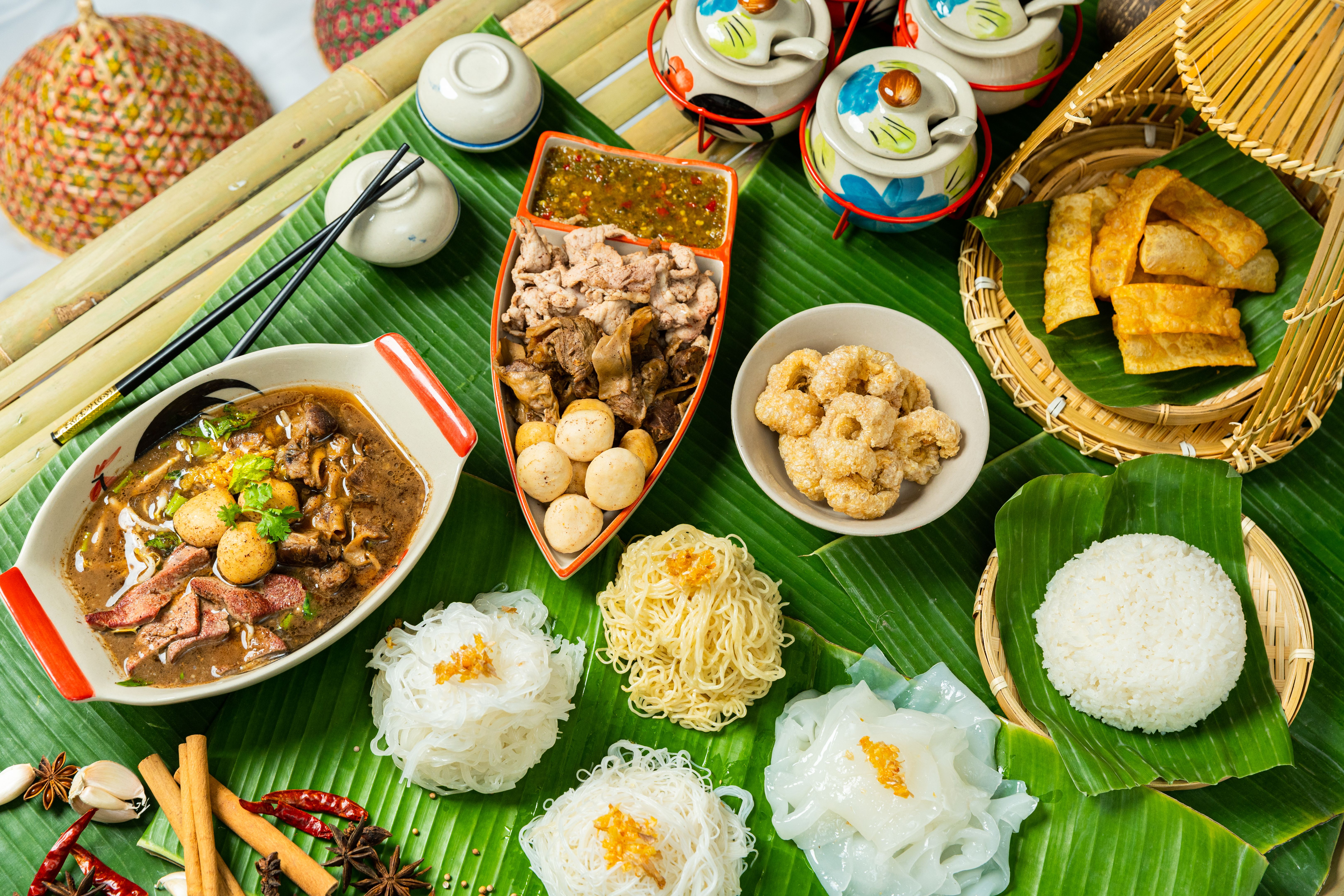 Boat Noodles Soup horizontal