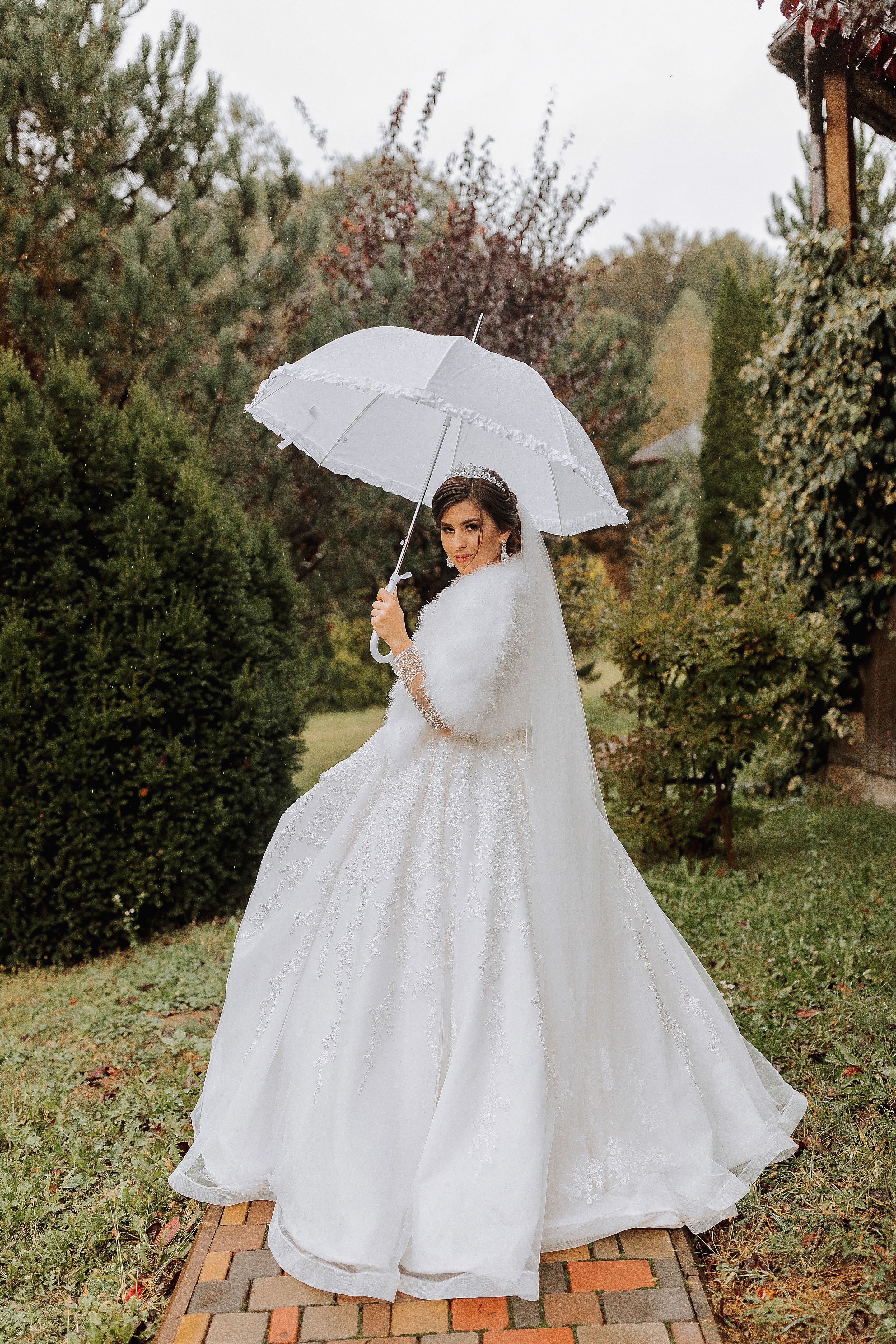 rainy wedding
