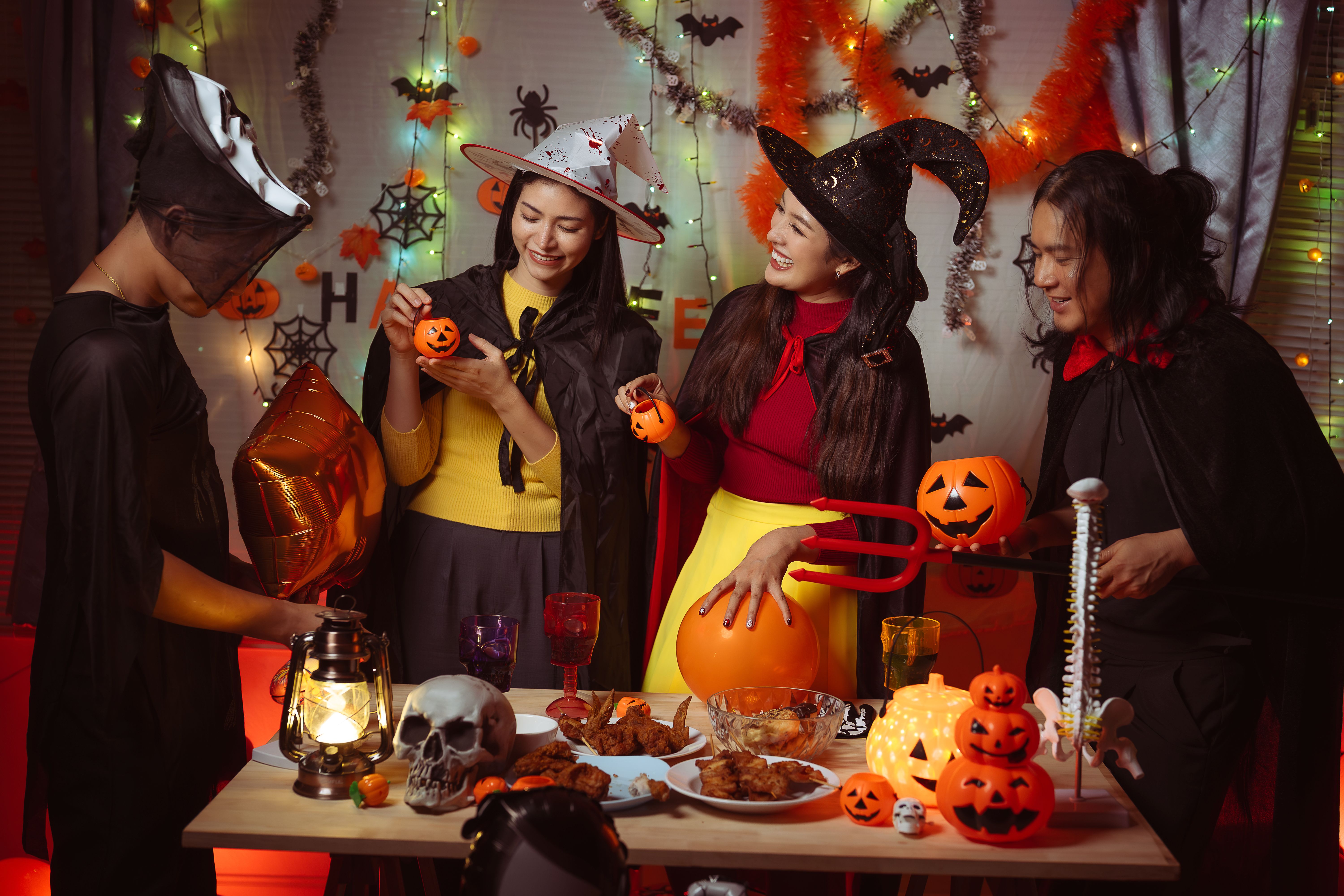 halloween accessories