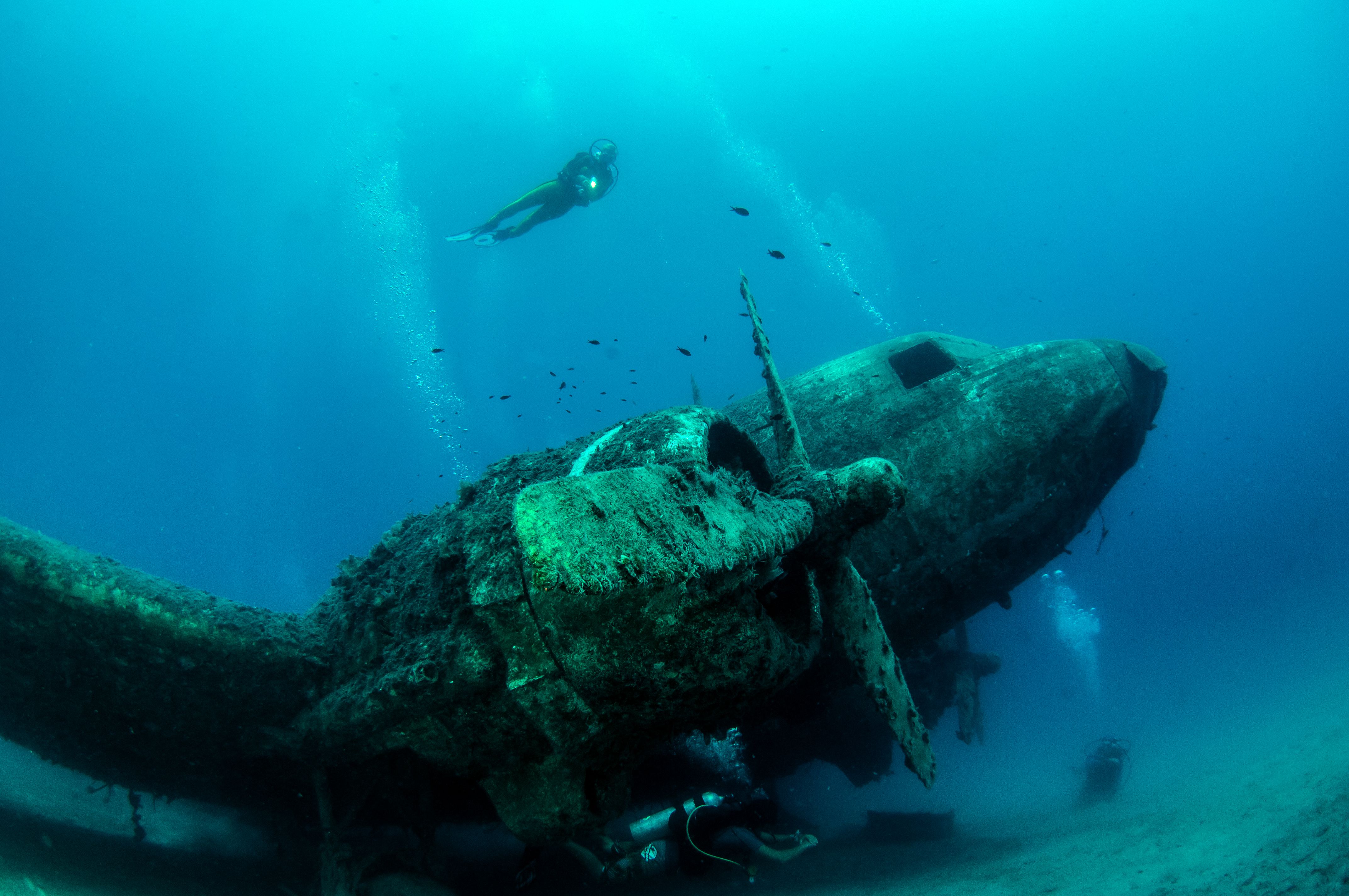 scuba diving wreck