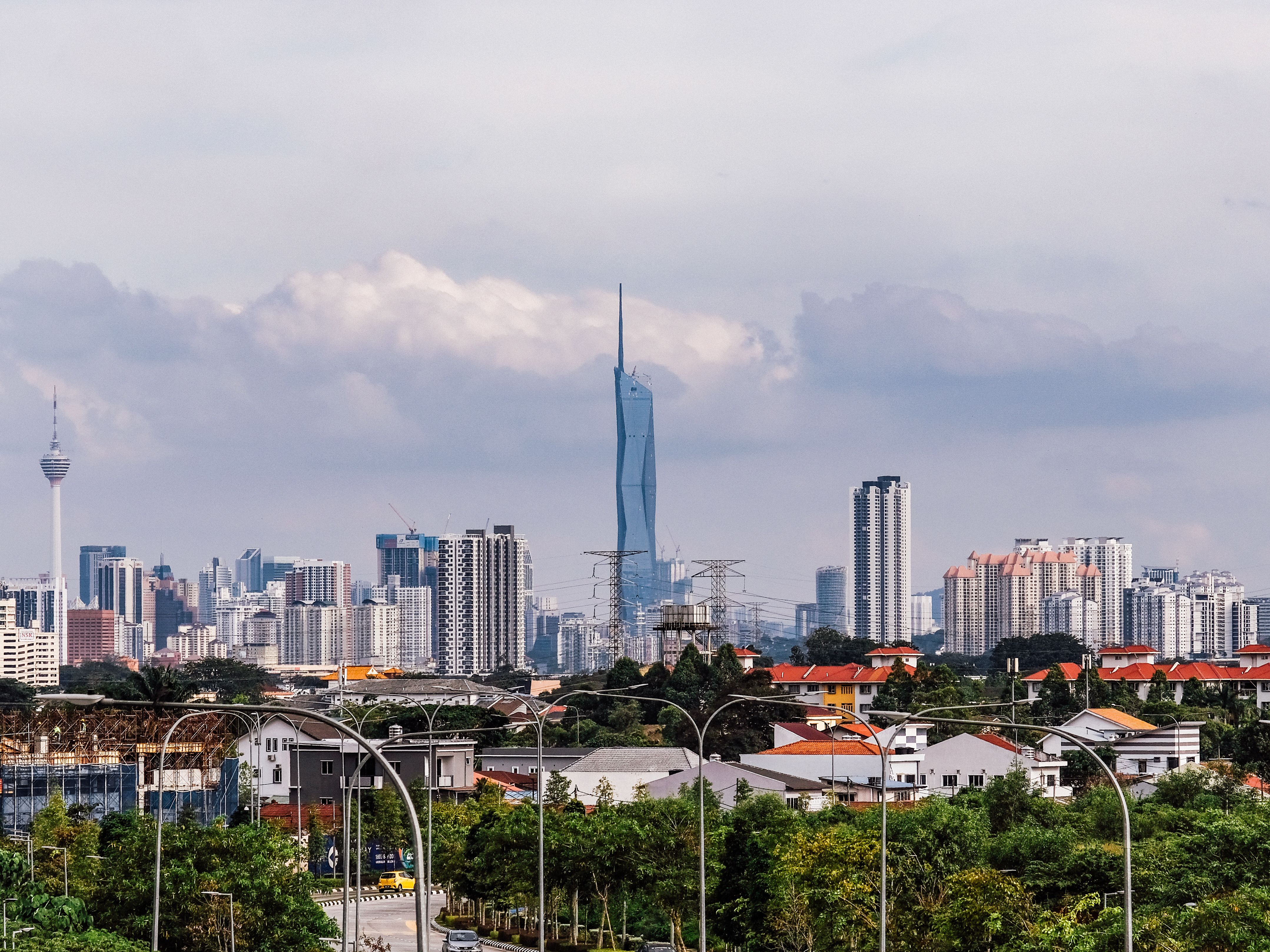 seri kembangan skyline