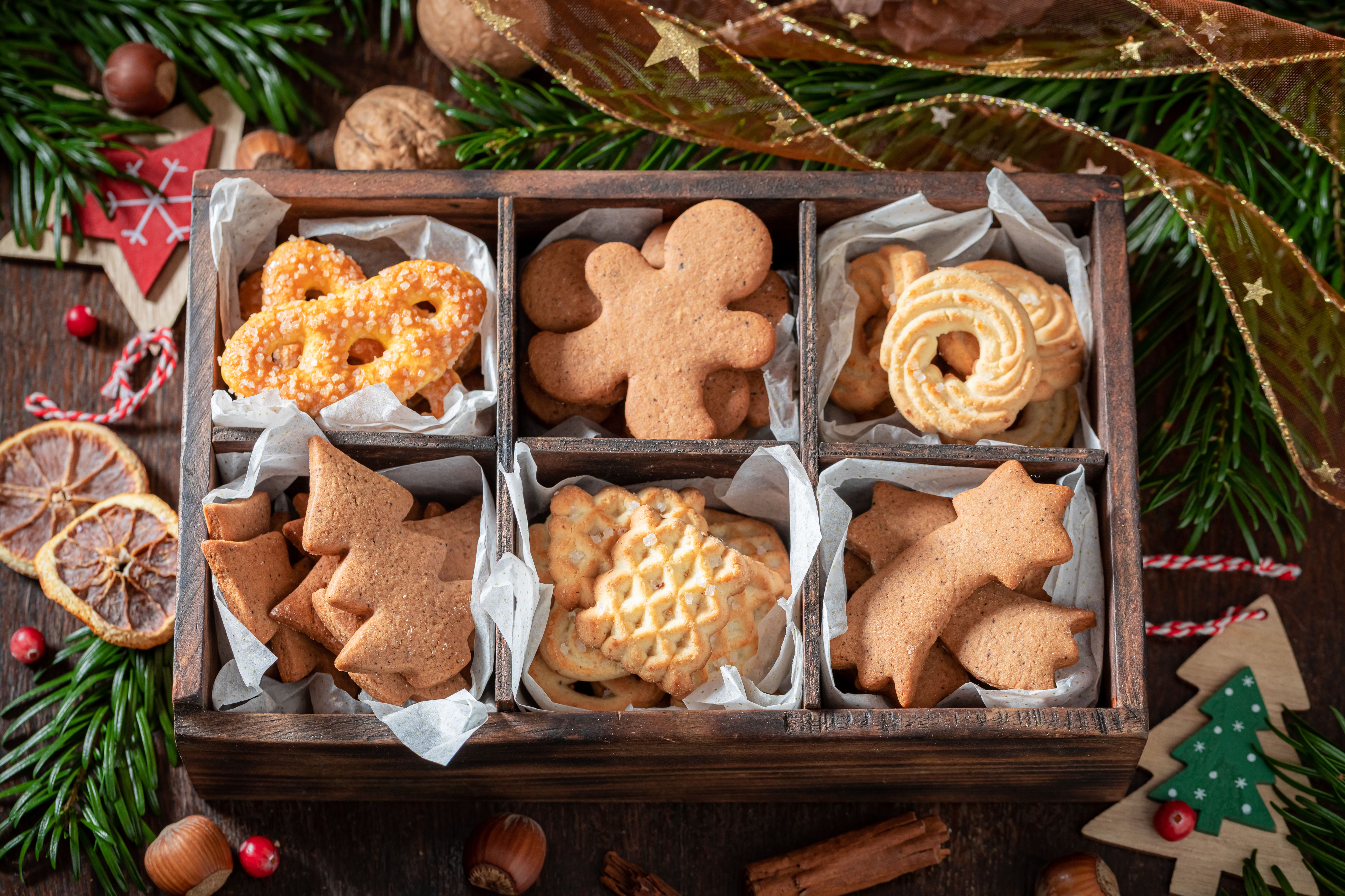 festive cookie tin