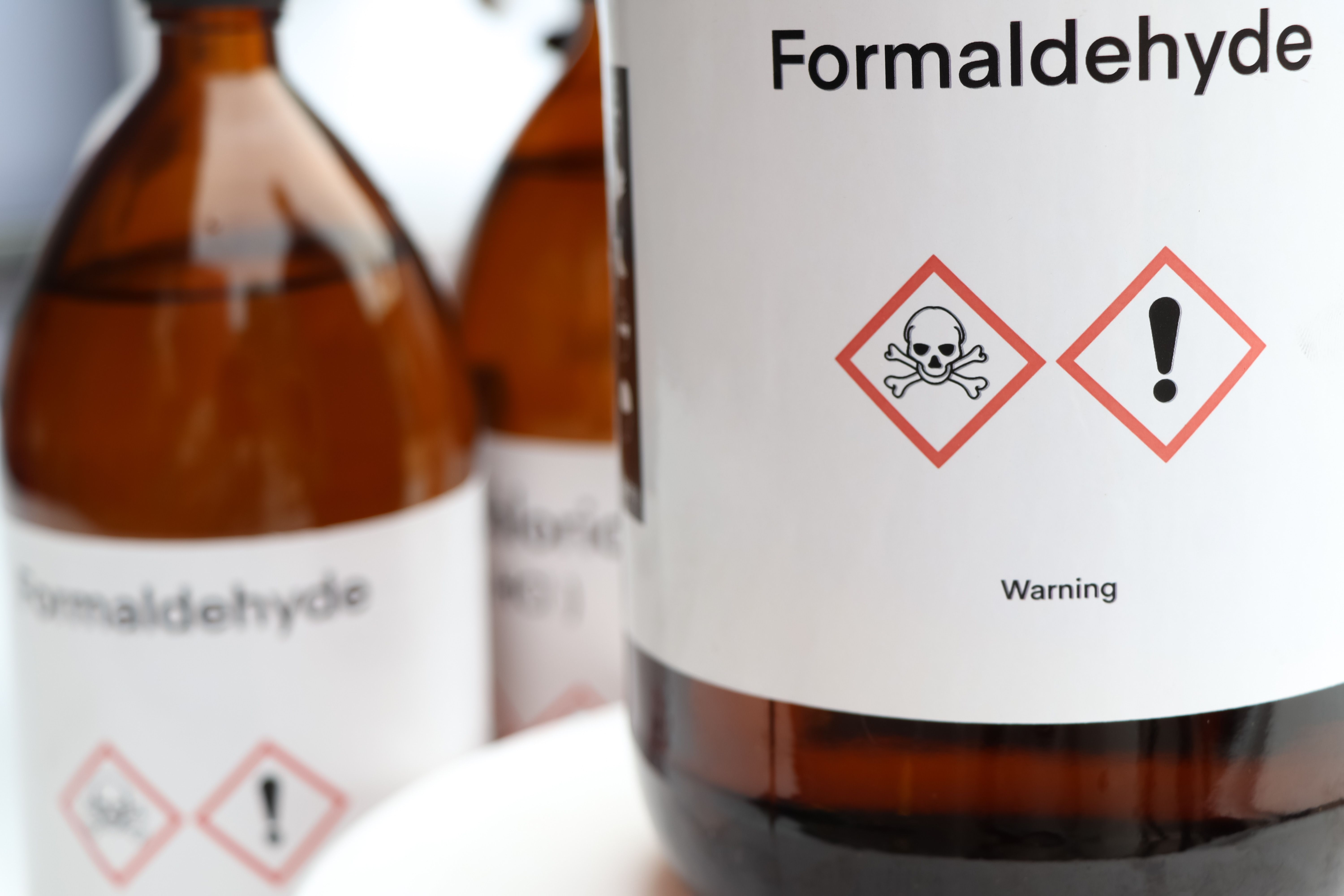 Formaldehyde, Hazardous chemicals and symbols on containers Formaldehyde, Hazardous chemicals and symbols on containers