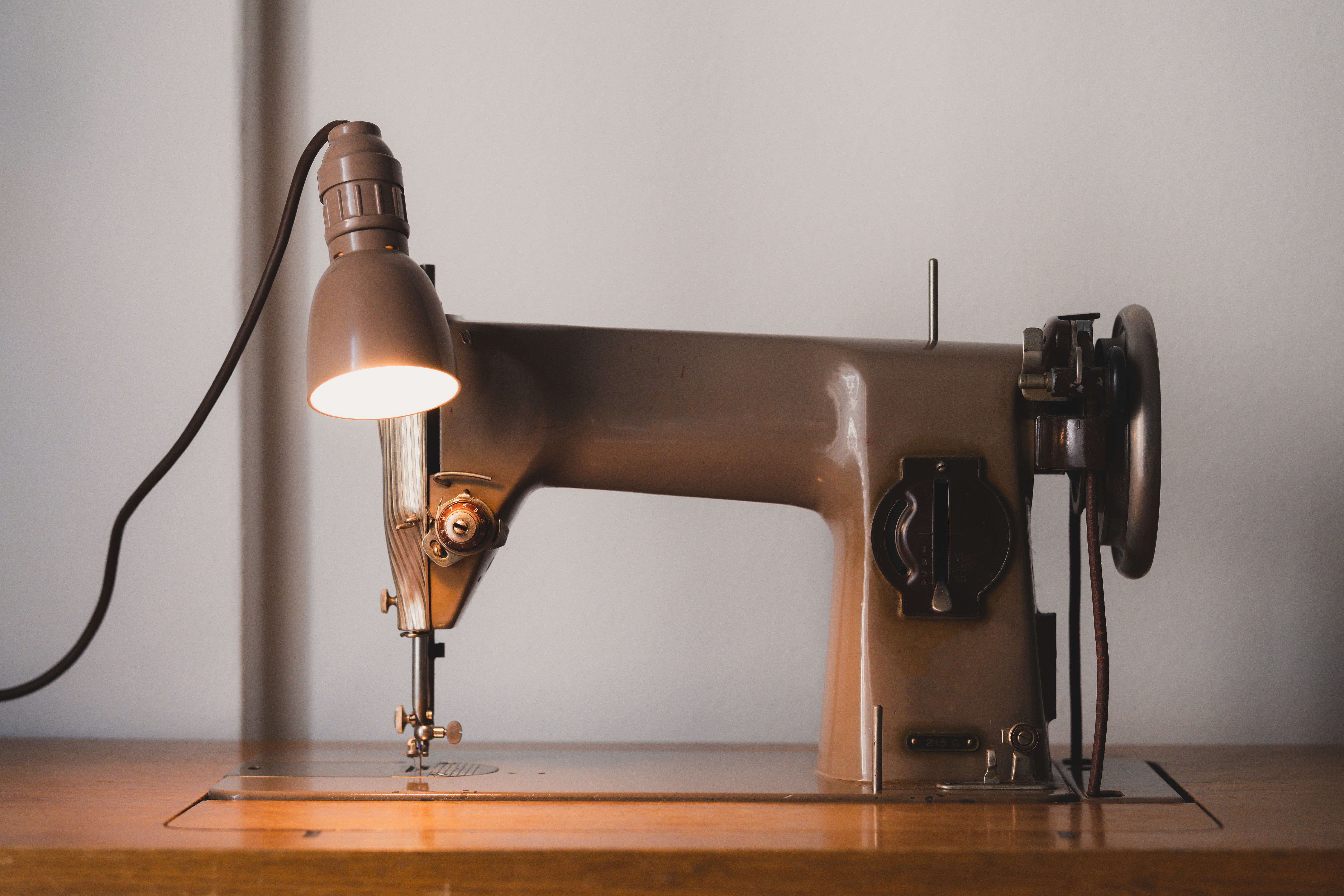 industrial sewing machine
