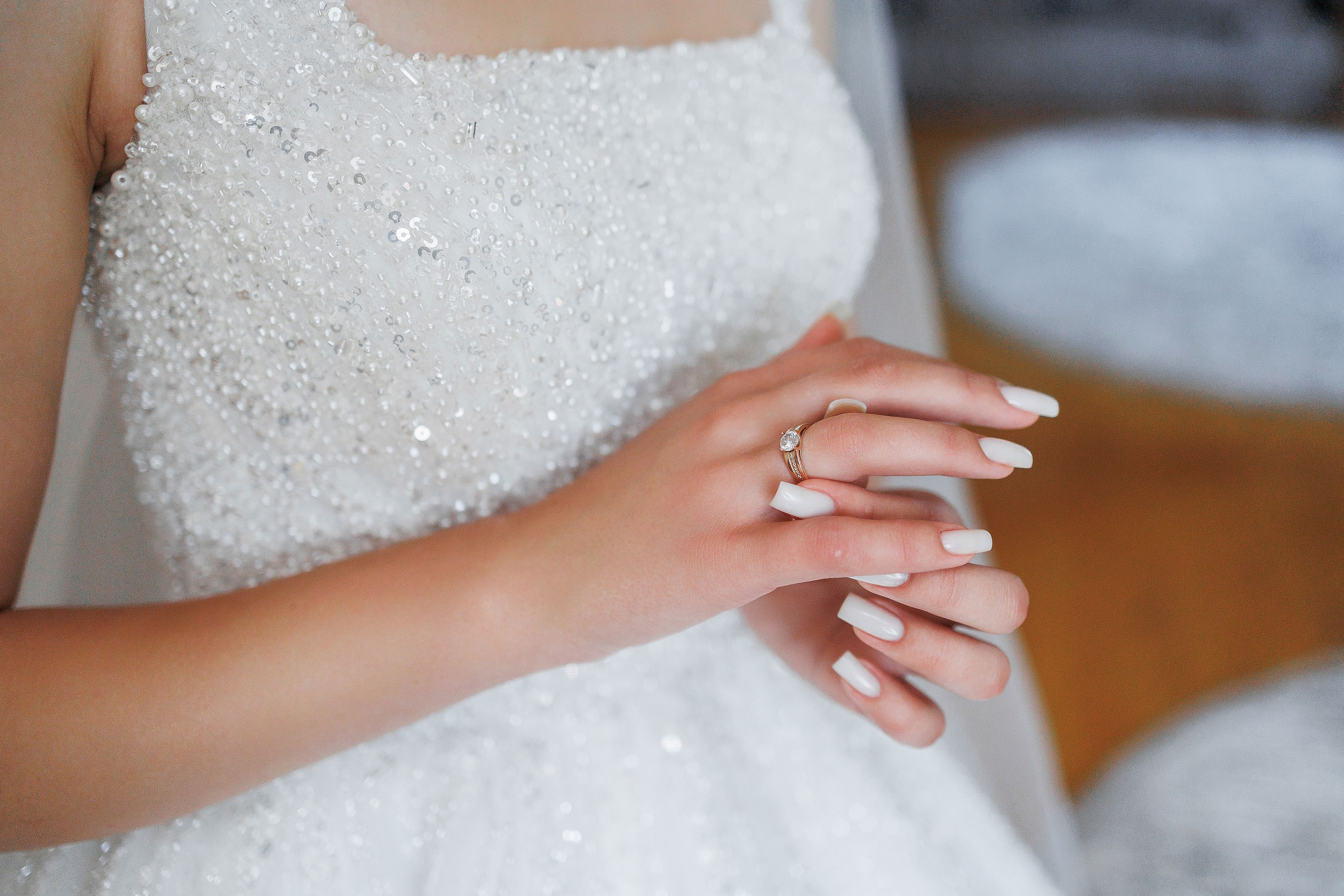bold wedding nails