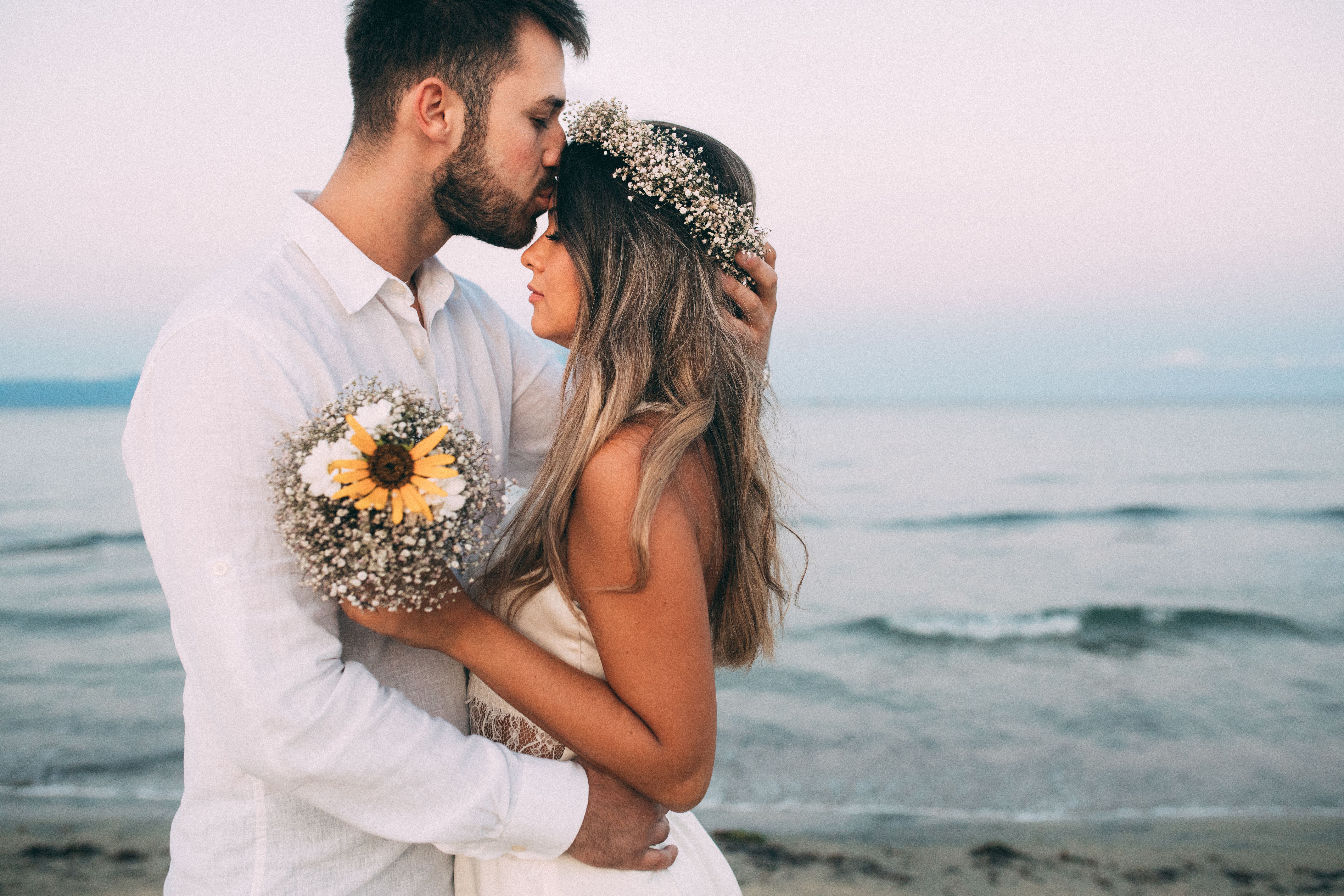 Kiss on the beach Kiss on the beach