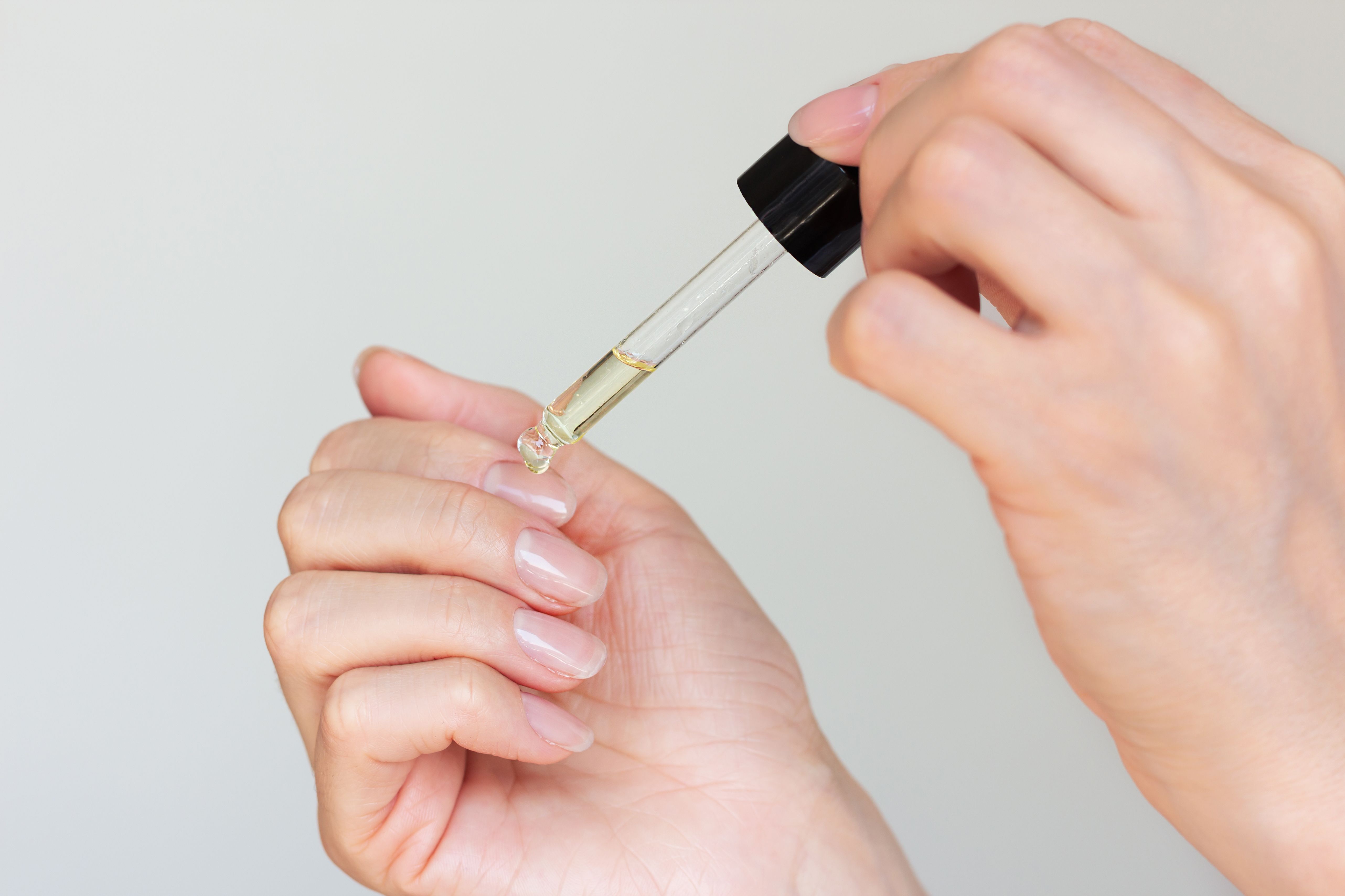 cuticle oil application