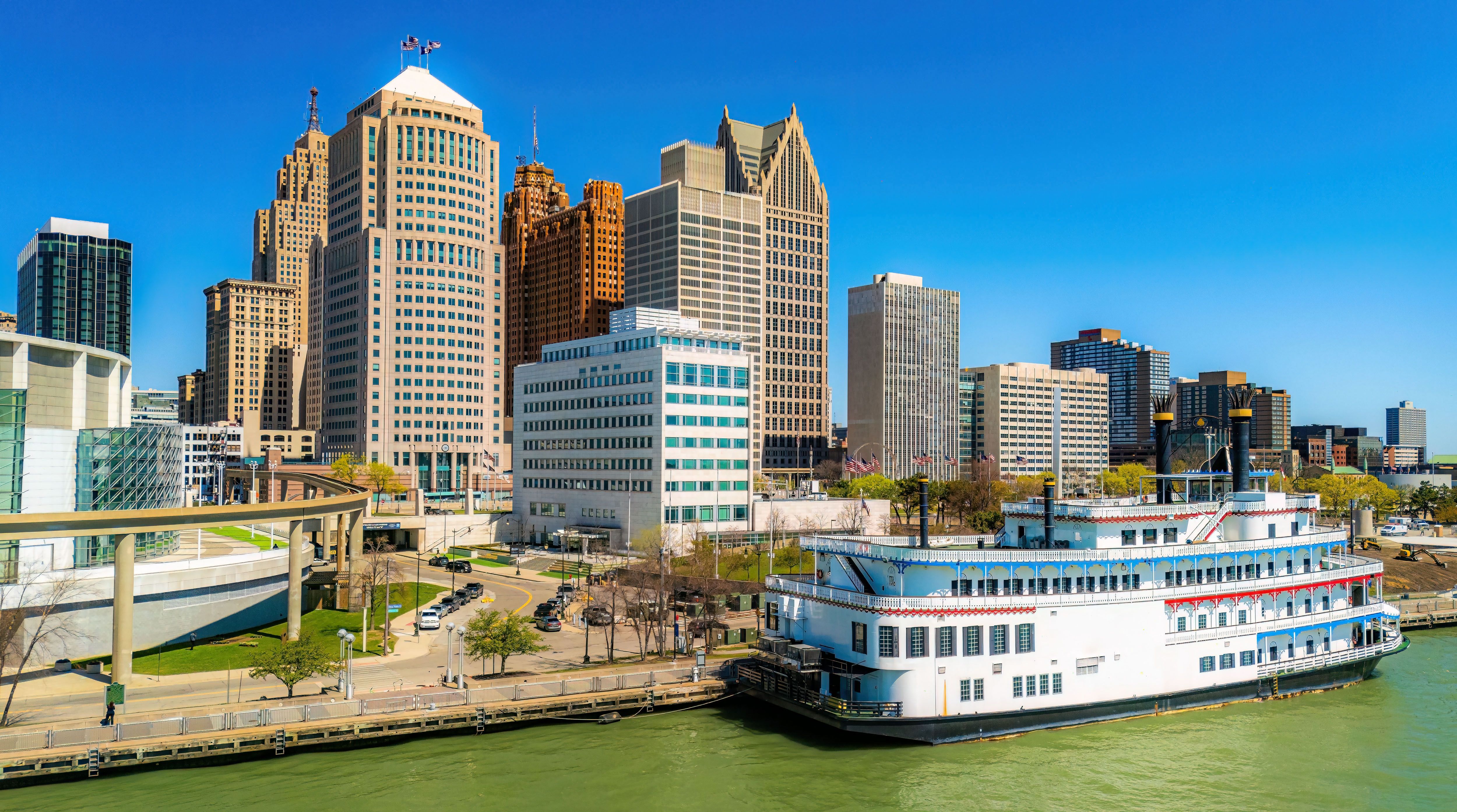 river cruise detroit