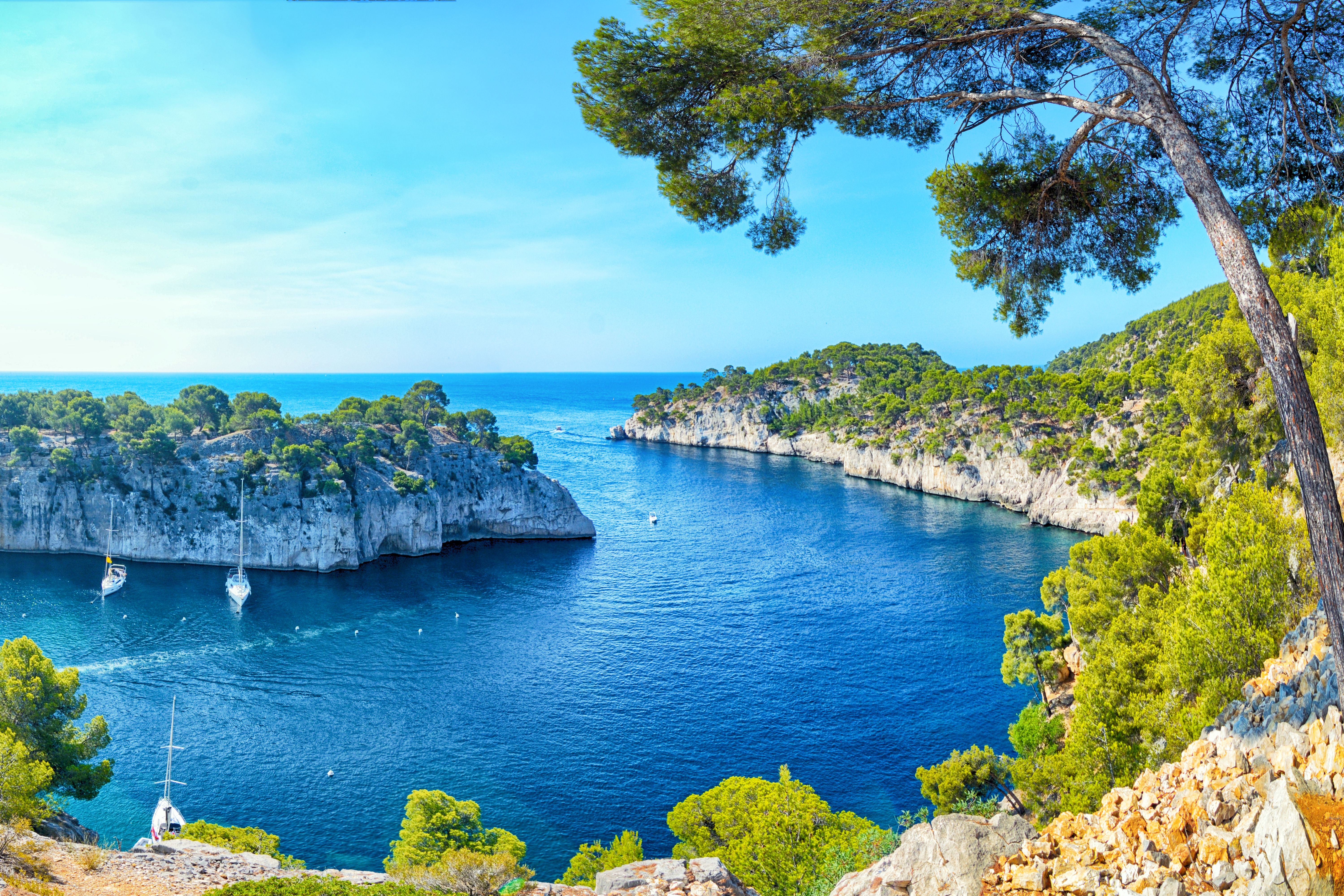 calanques coastline
