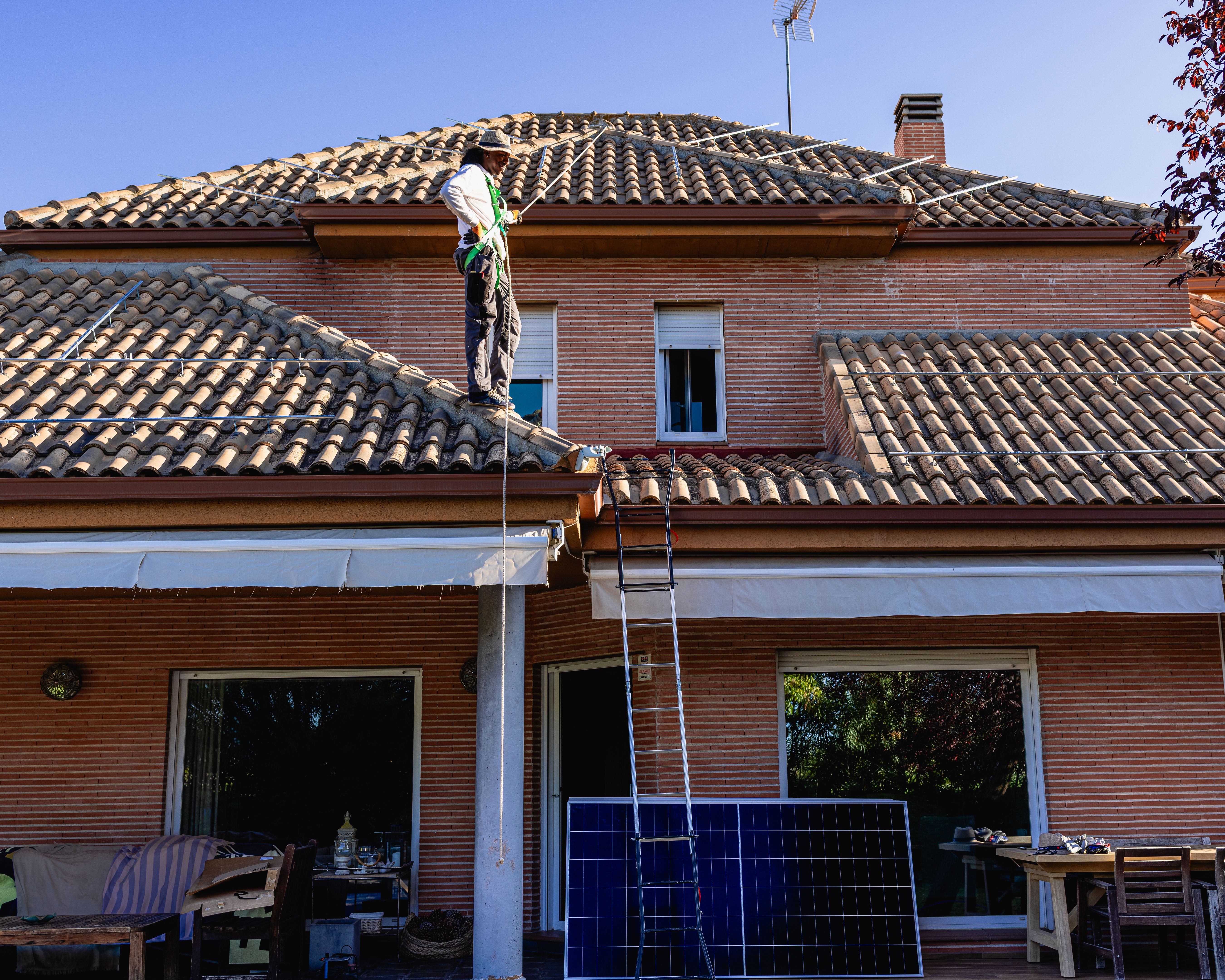 solar installation process