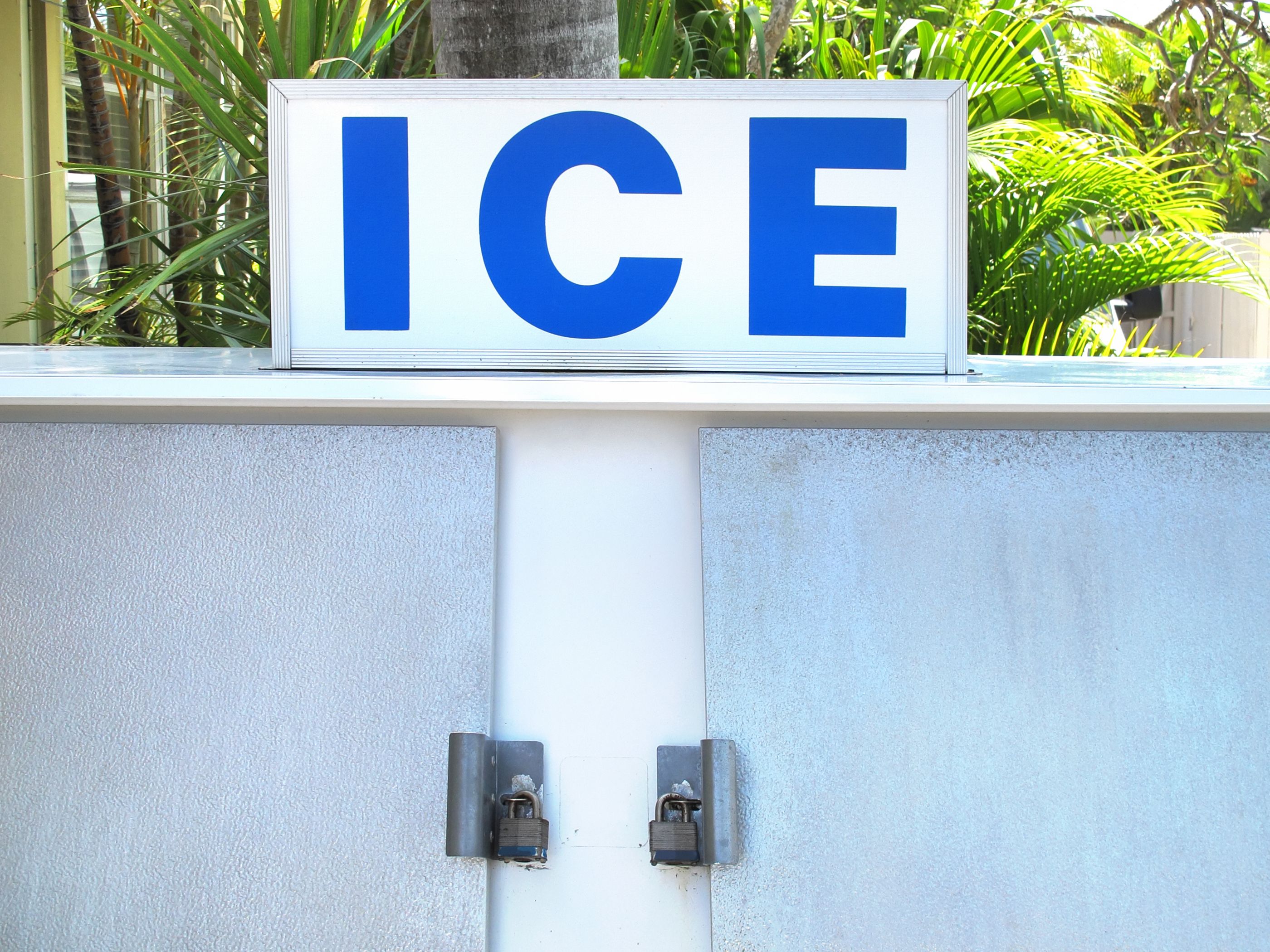 commercial ice maker