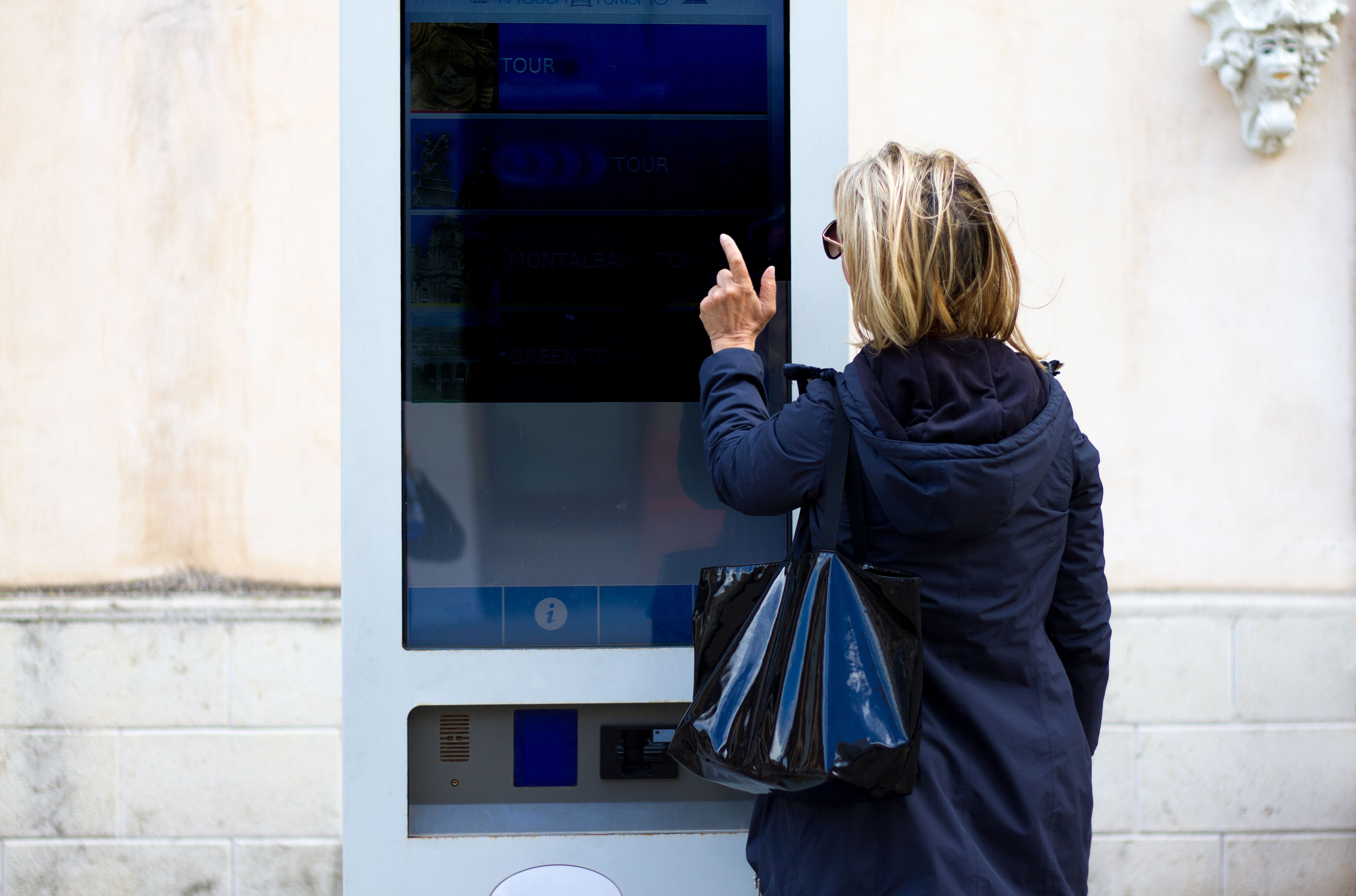 interactive digital signs
