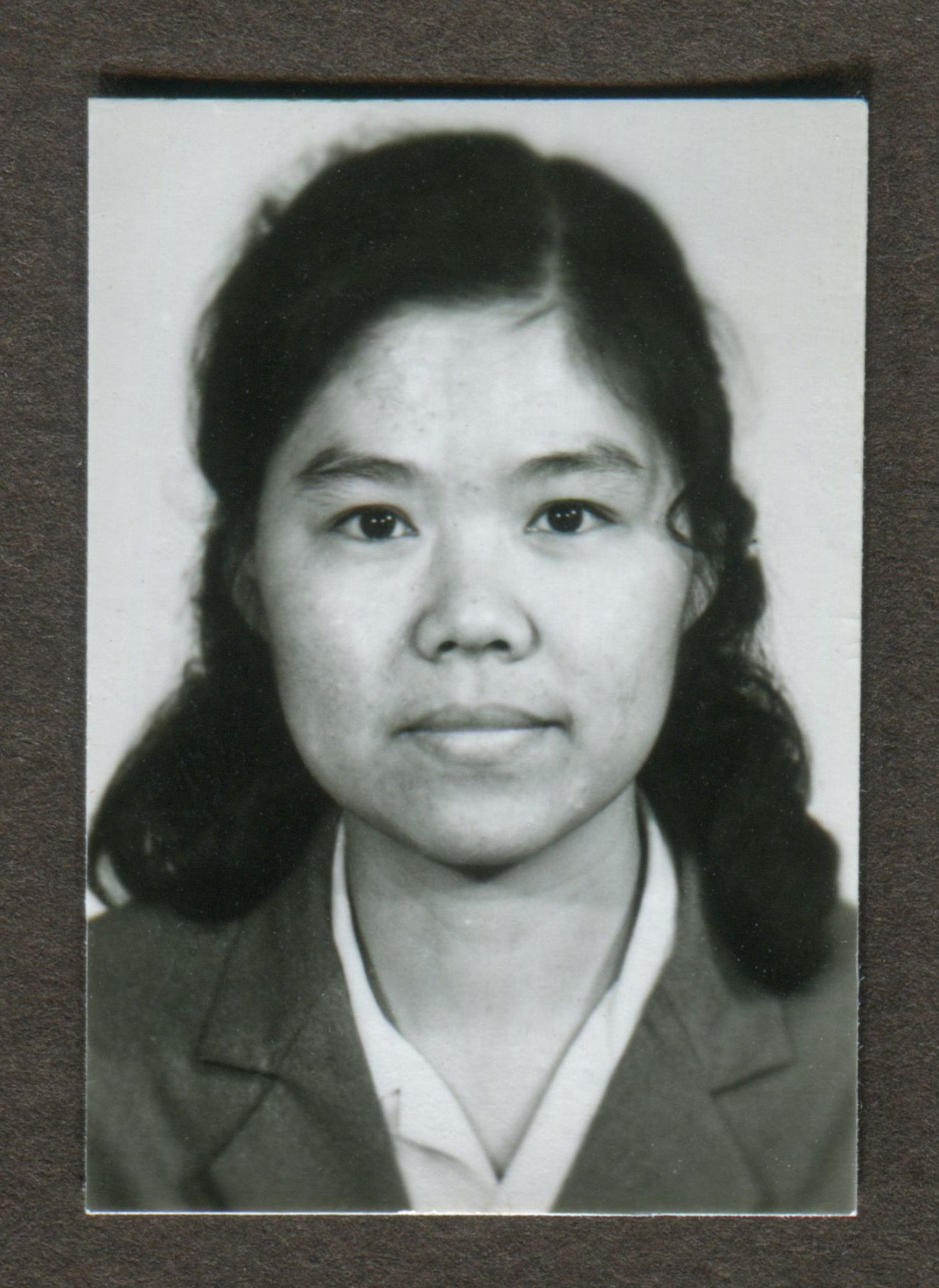 1980s Chinese women portrait monochrome old photo